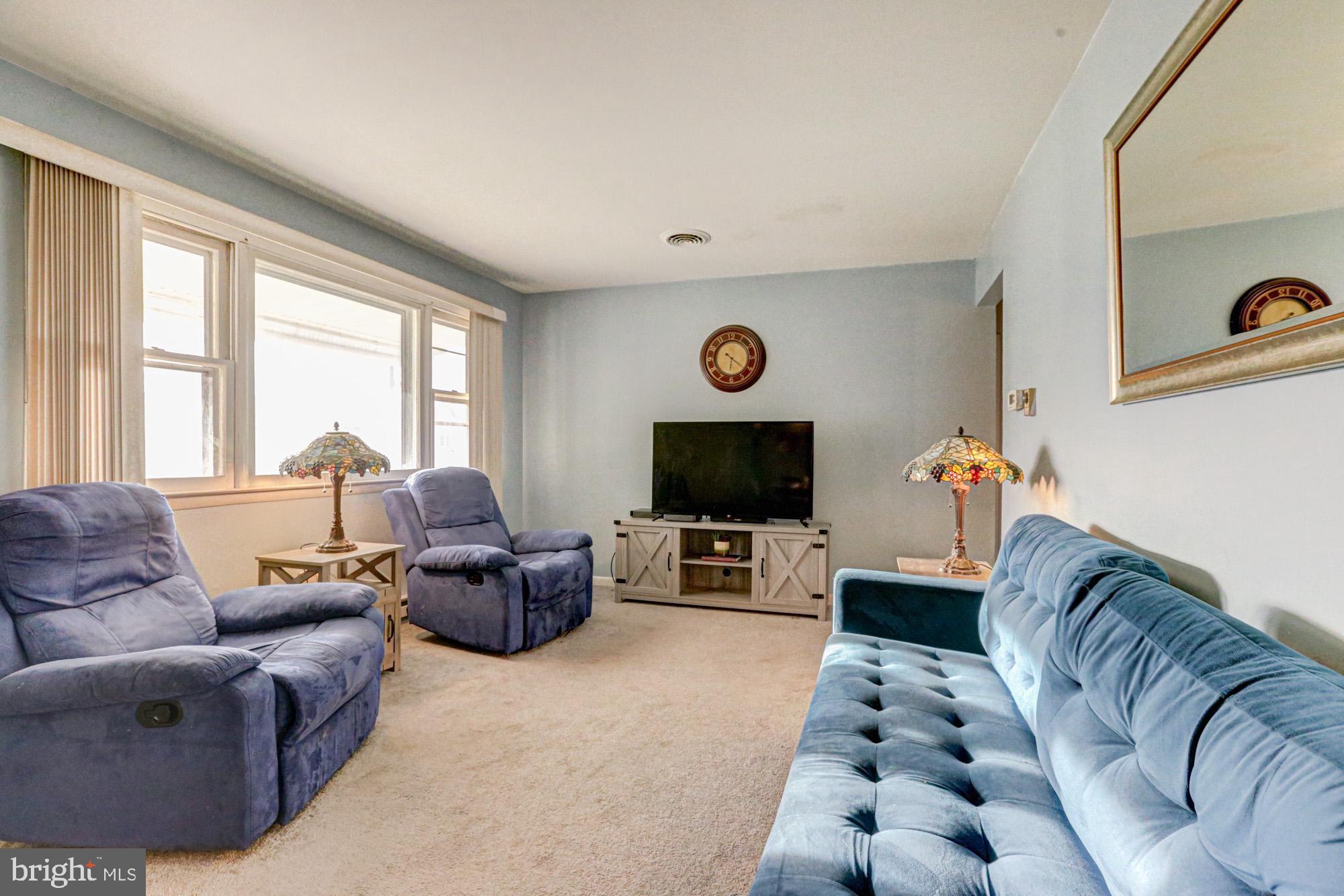 SHARONDALE - Residential