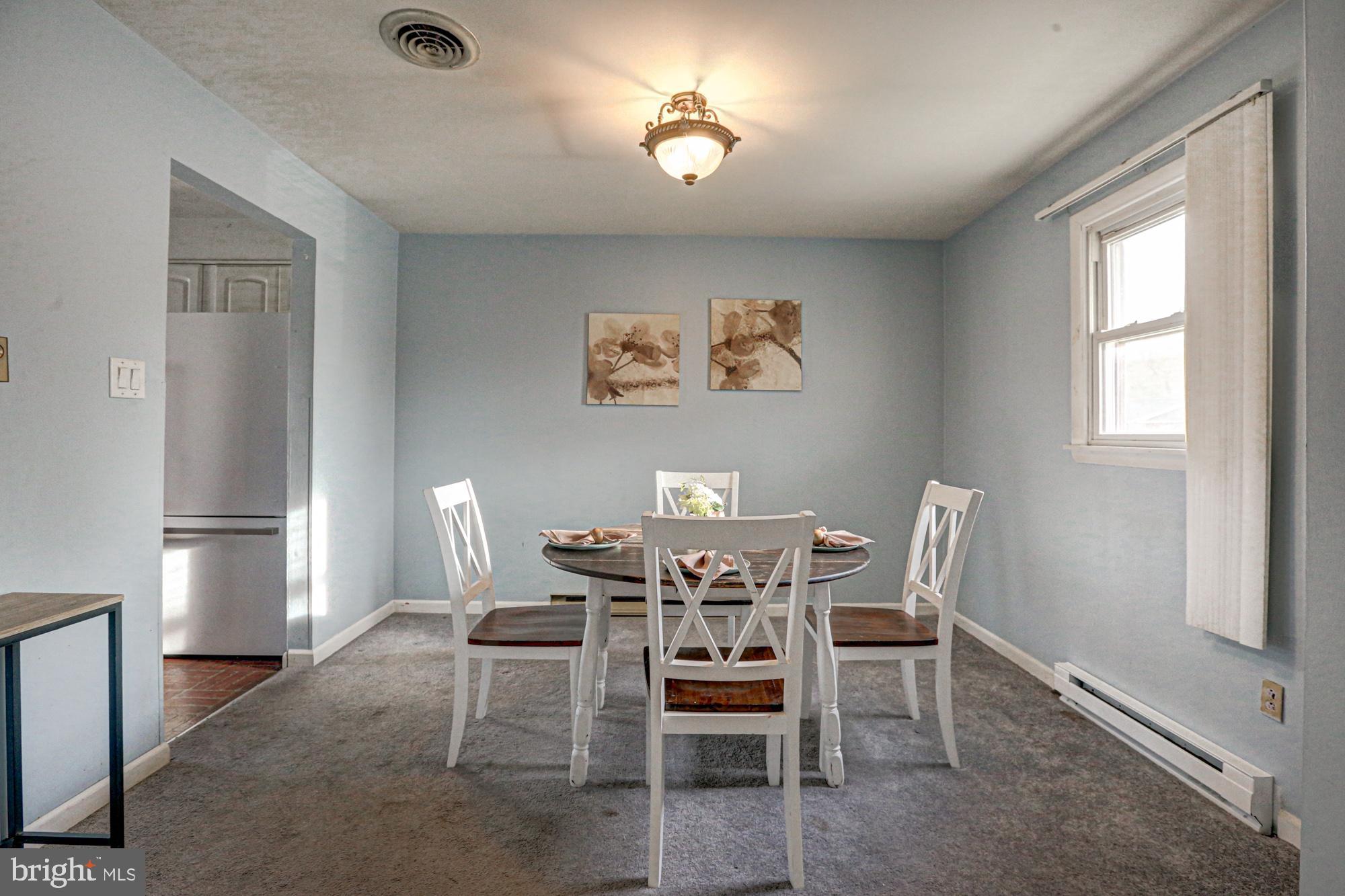 SHARONDALE - Residential