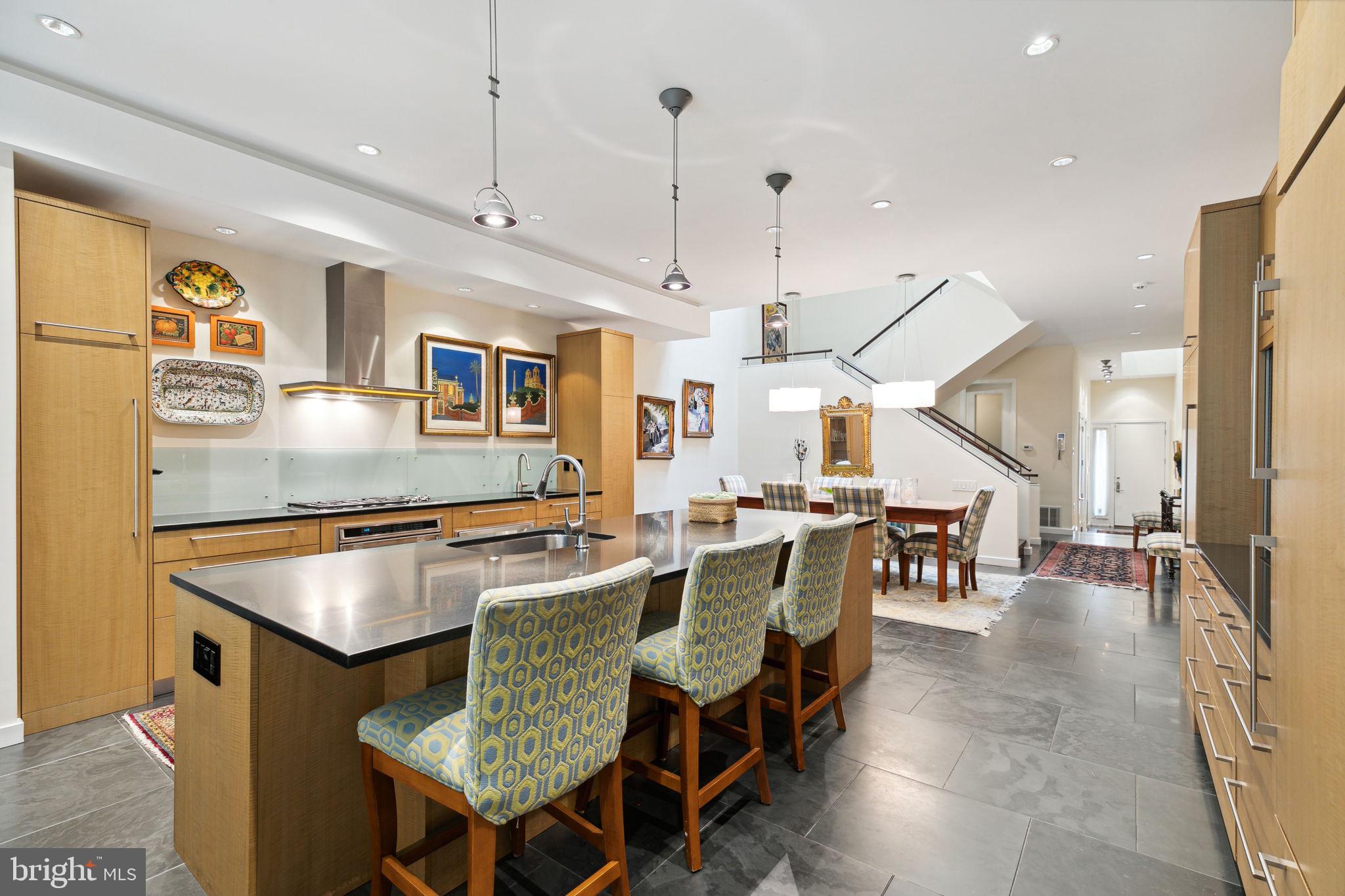 RITTENHOUSE SQUARE - Residential