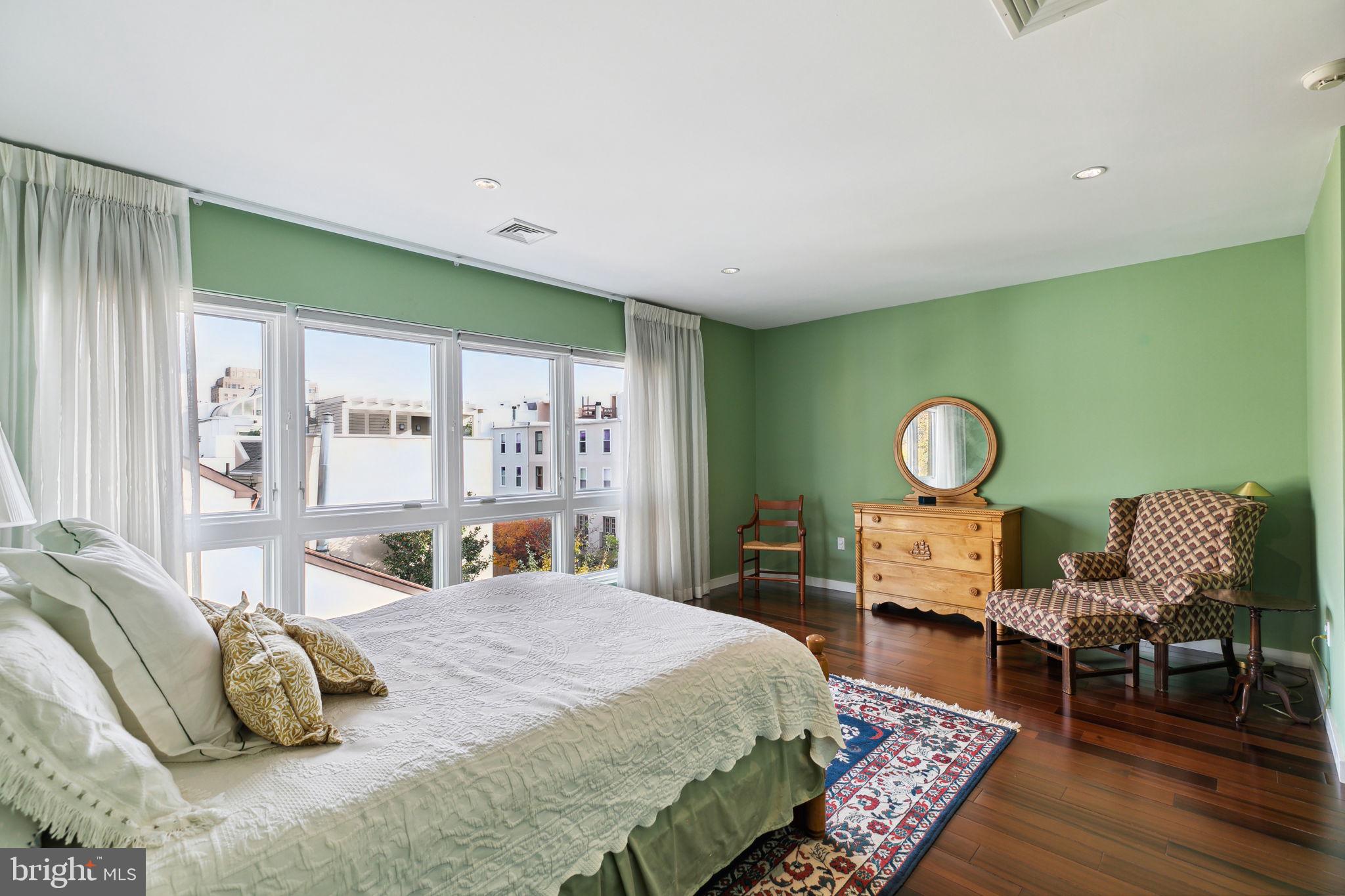 RITTENHOUSE SQUARE - Residential