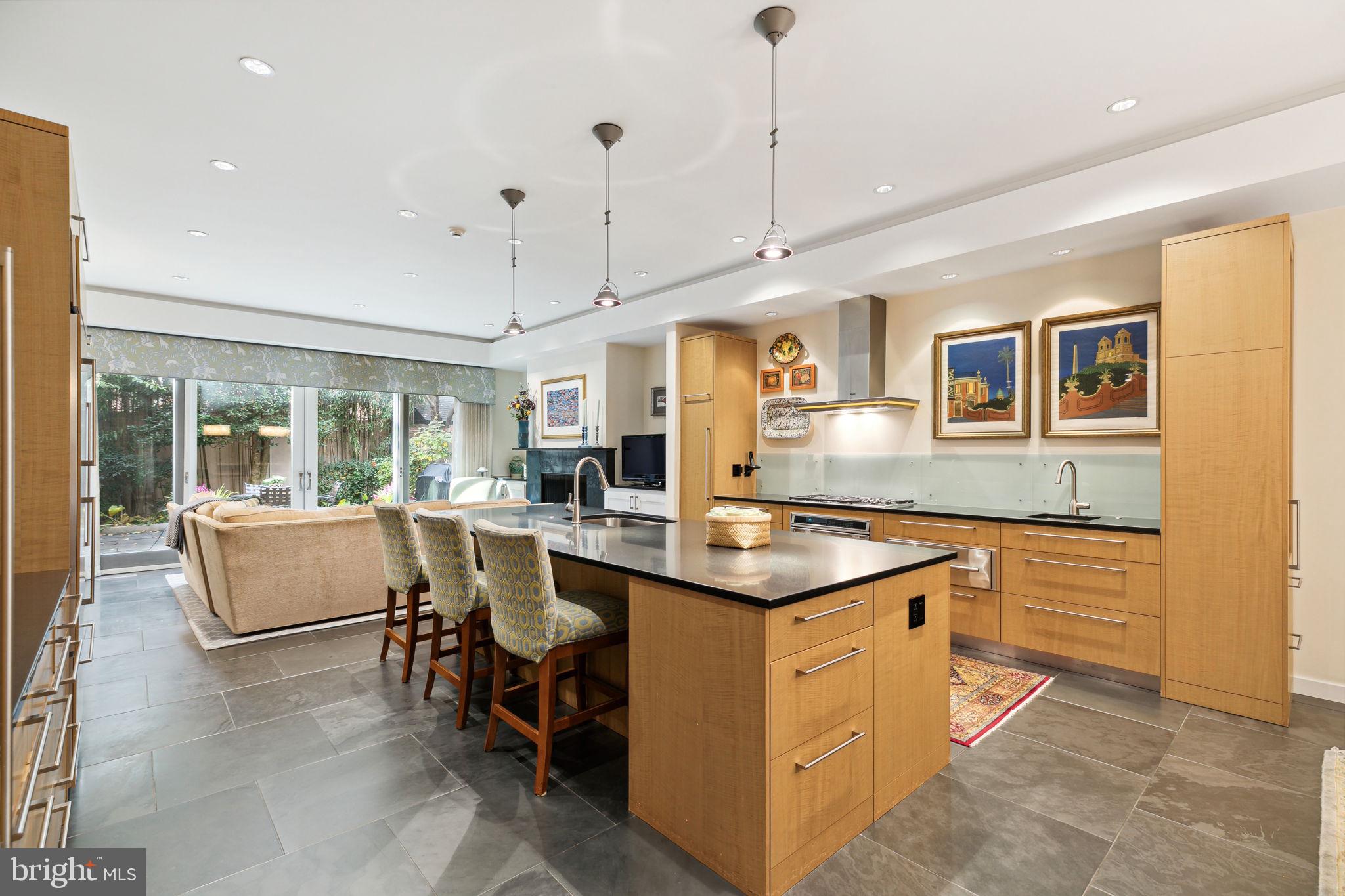 RITTENHOUSE SQUARE - Residential