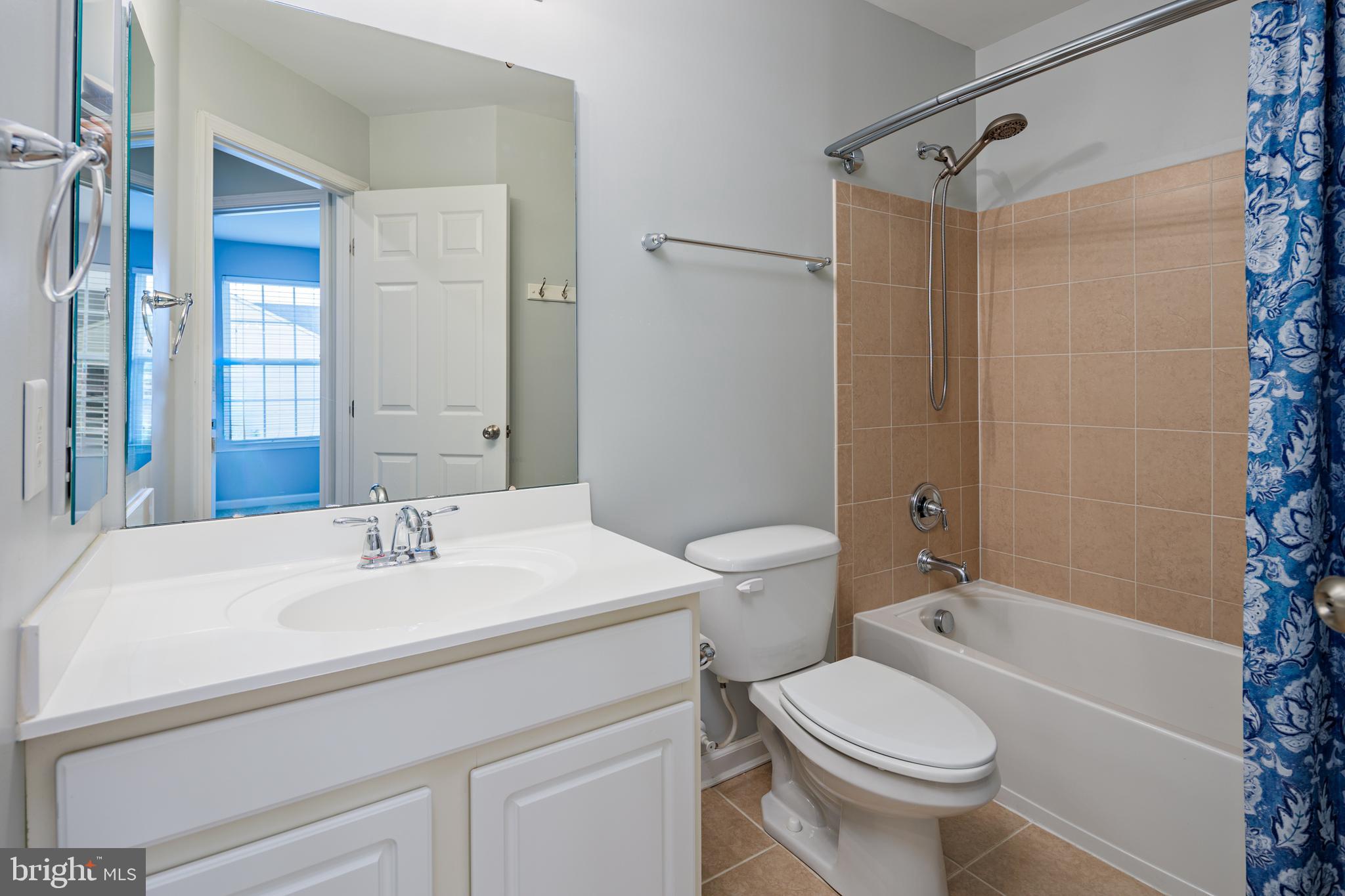TANYARD SPRINGS - Residential