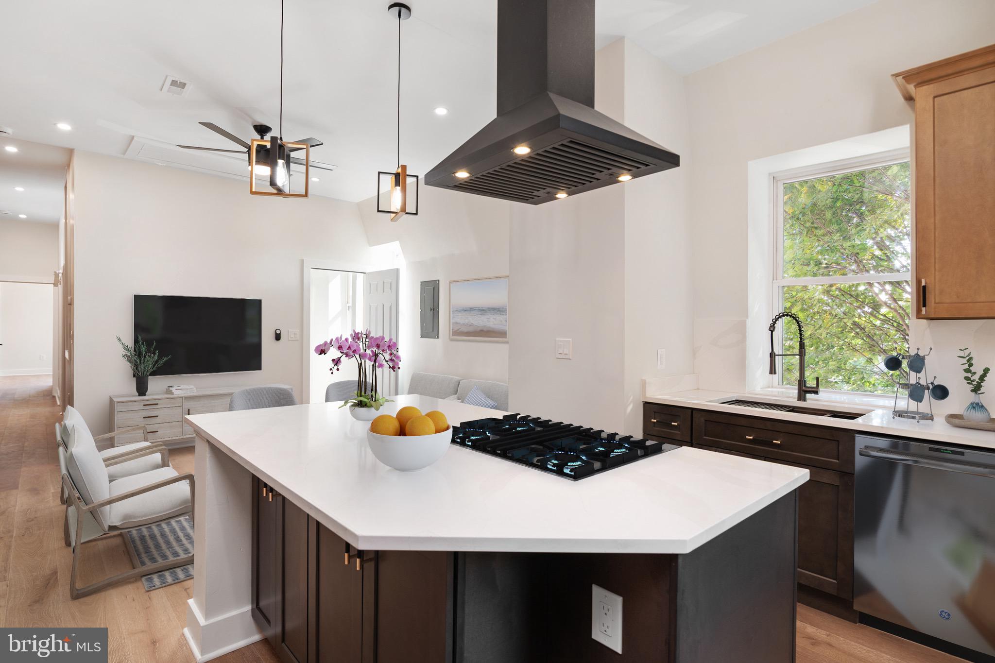 BARCLAY - Residential Lease