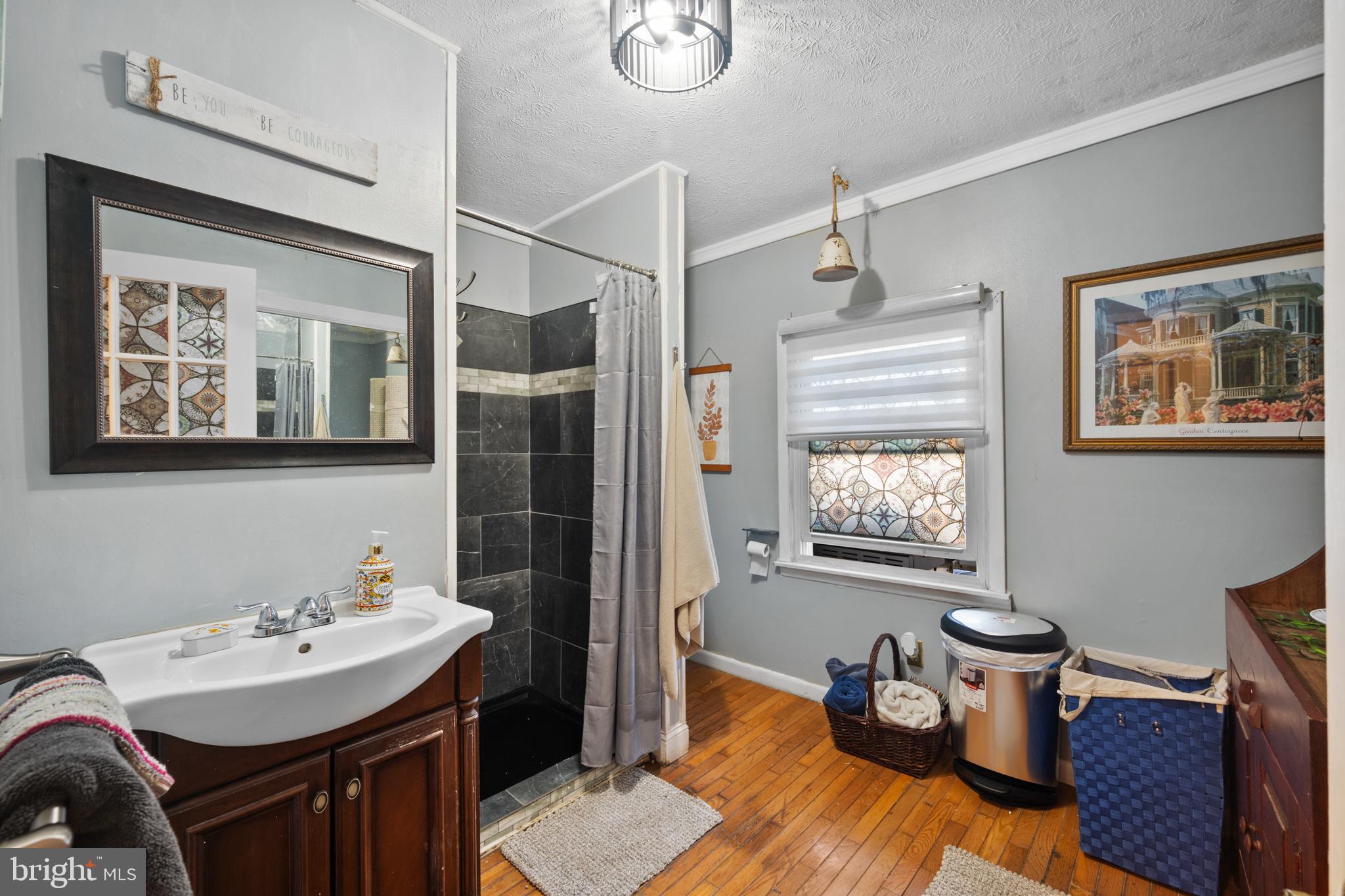 NONAVAILABLE - Residential