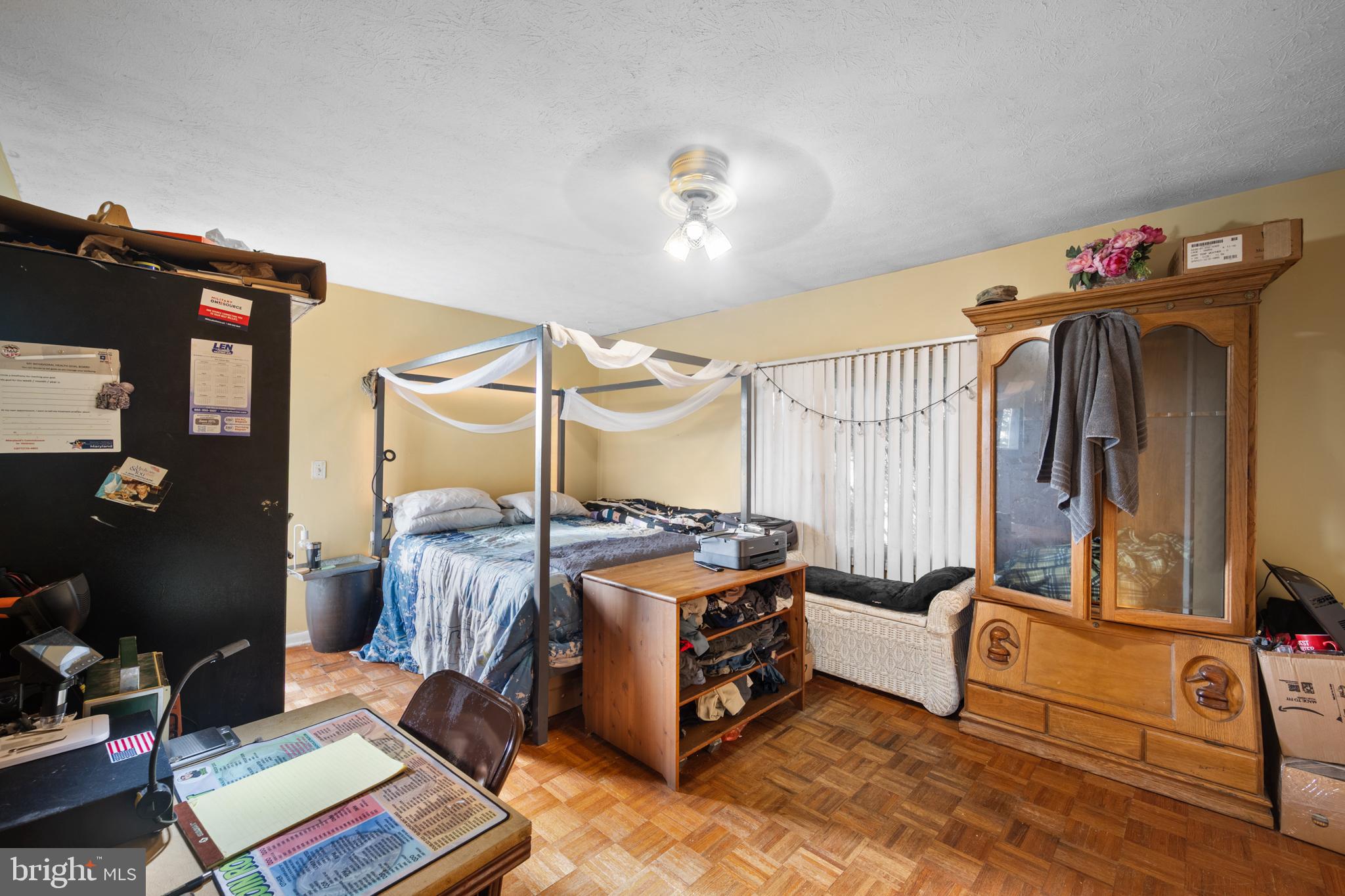 NONAVAILABLE - Residential