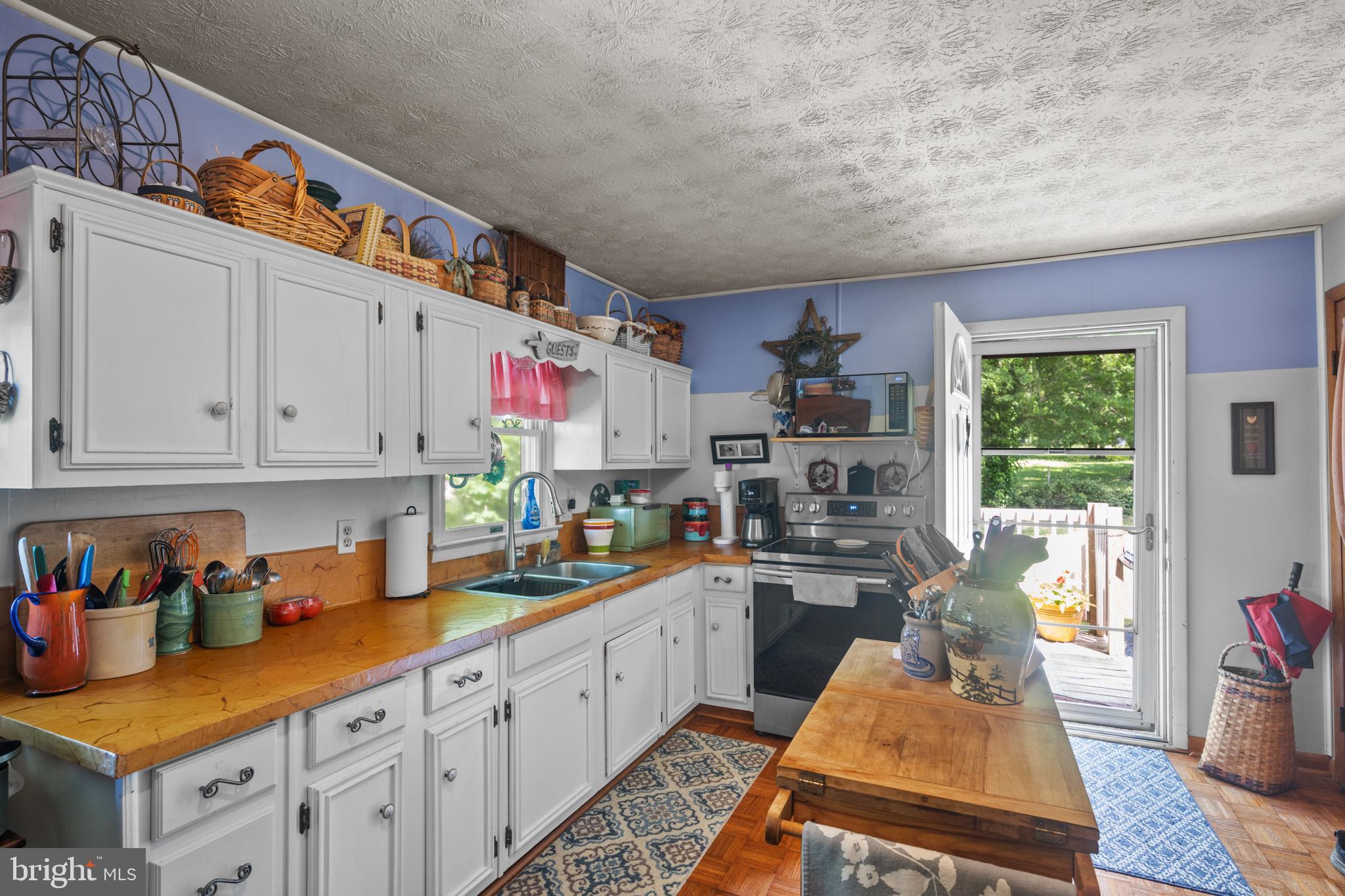 NONAVAILABLE - Residential