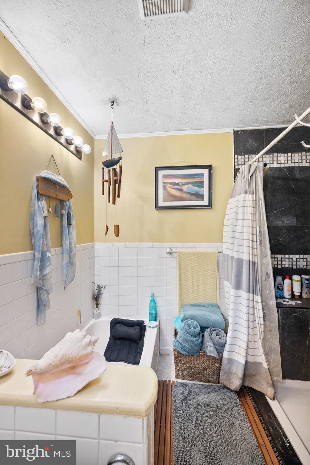 NONAVAILABLE - Residential