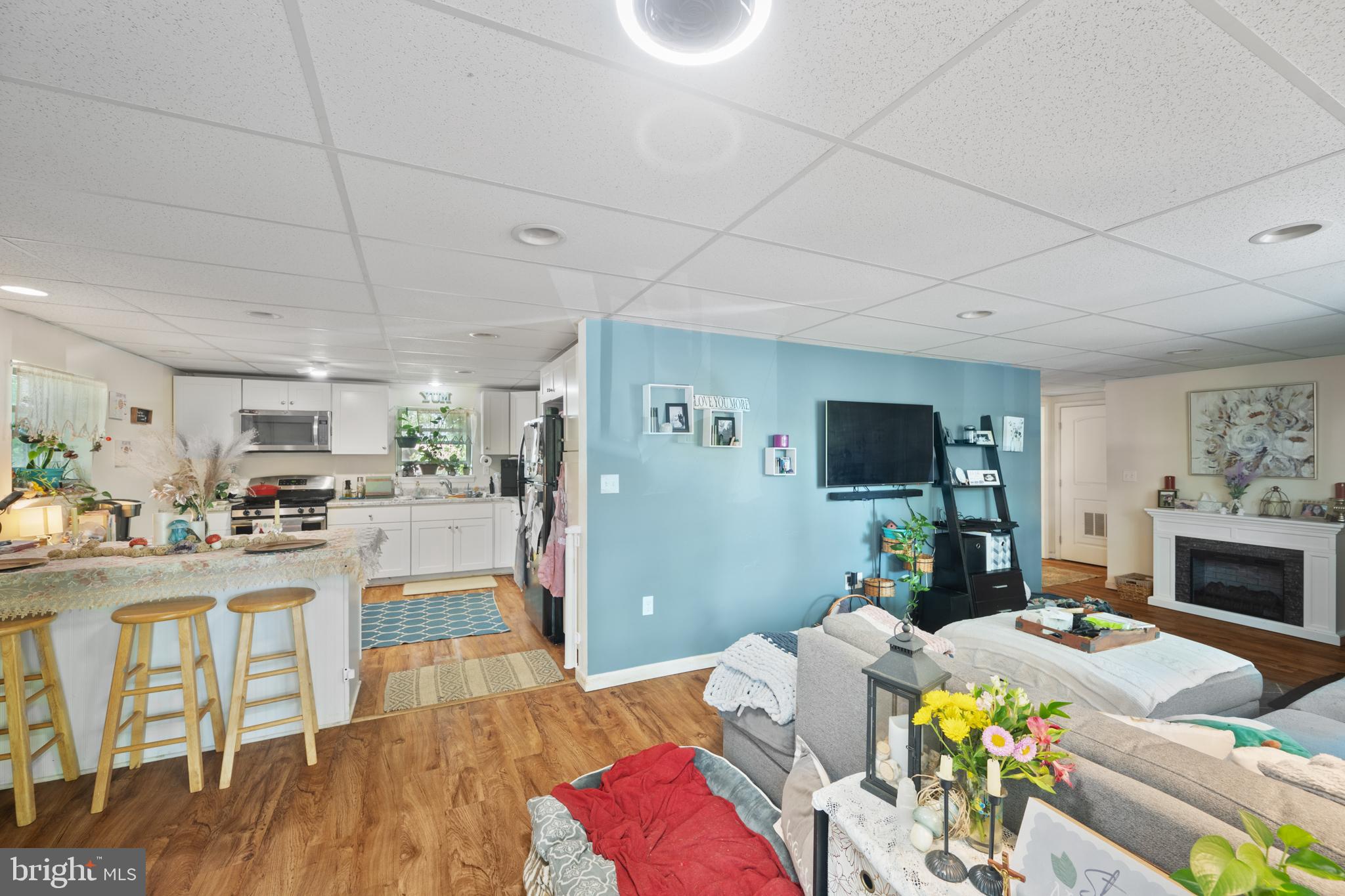 NONAVAILABLE - Residential