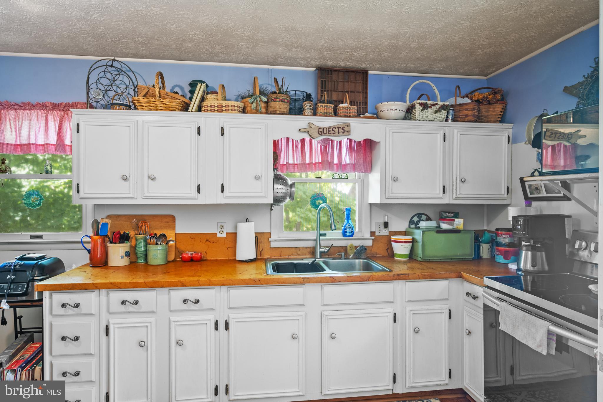 NONAVAILABLE - Residential