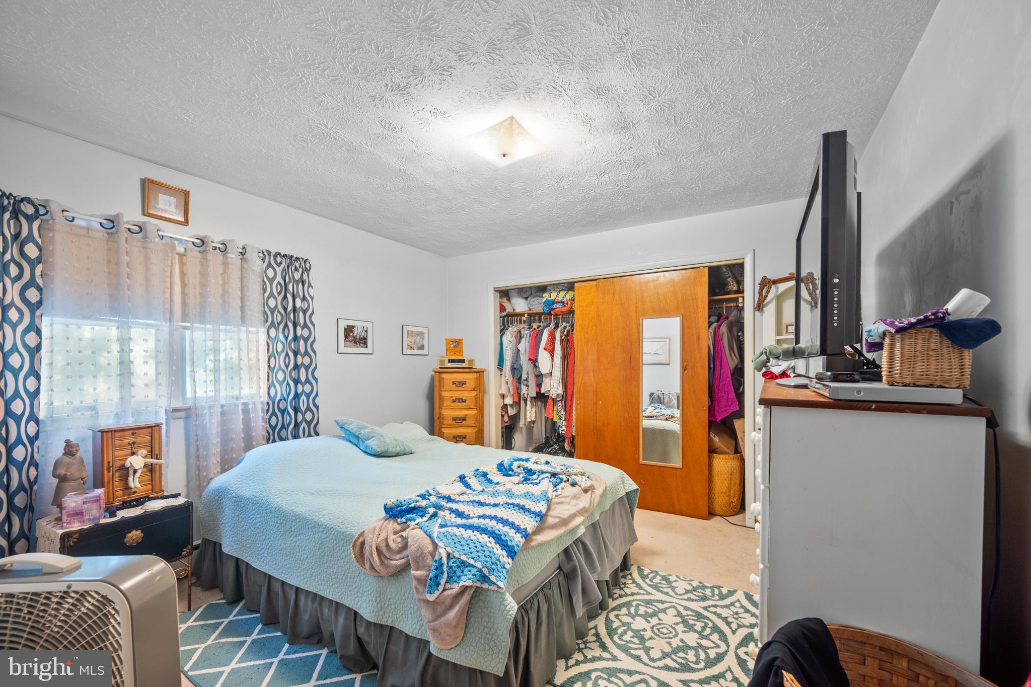 NONAVAILABLE - Residential