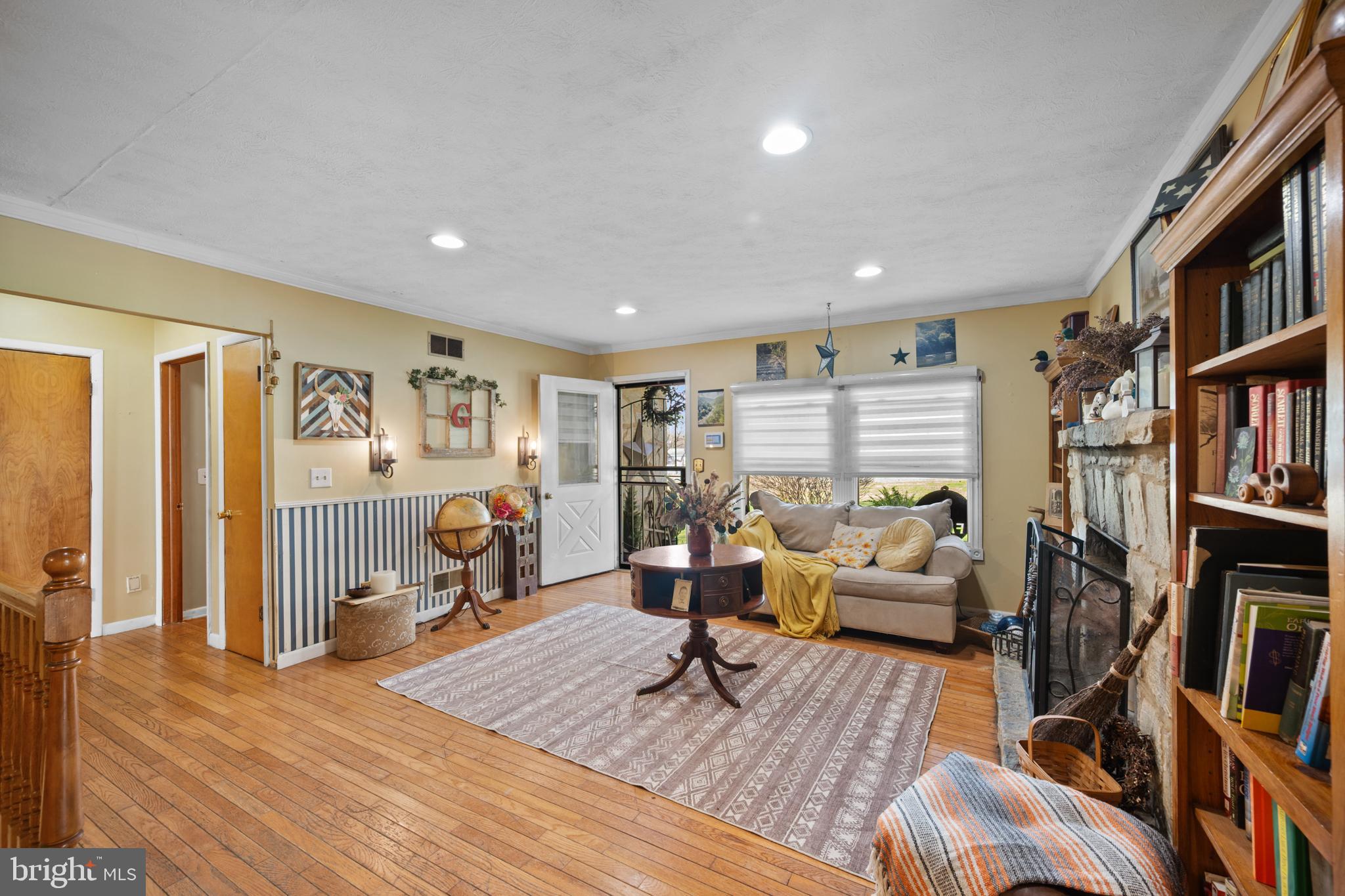 NONAVAILABLE - Residential