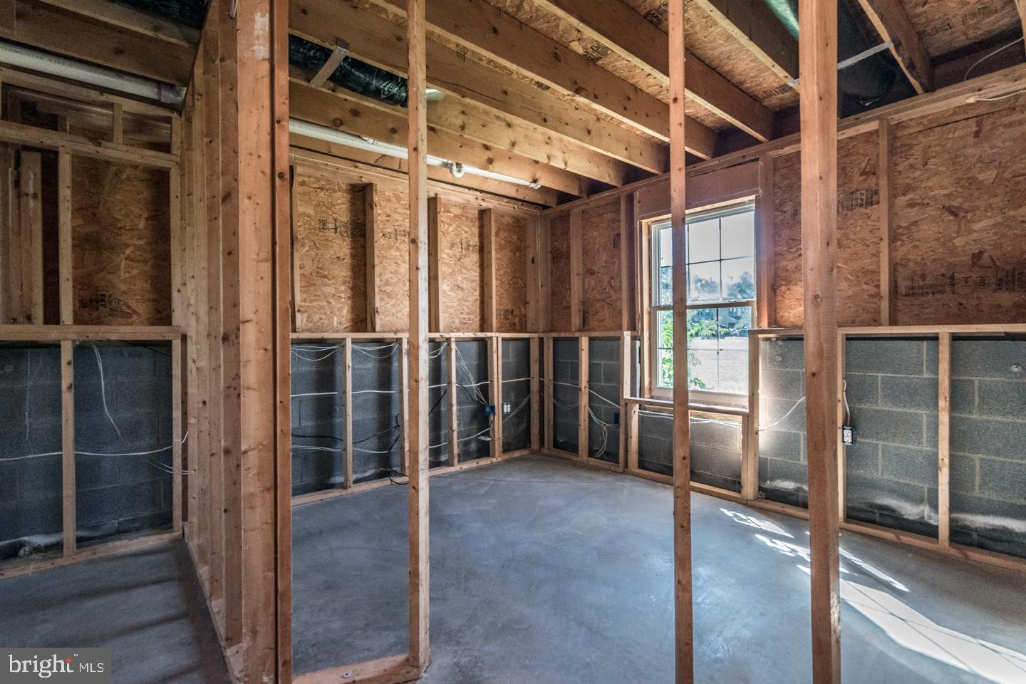 SYCAMORE VILLAGE - Residential