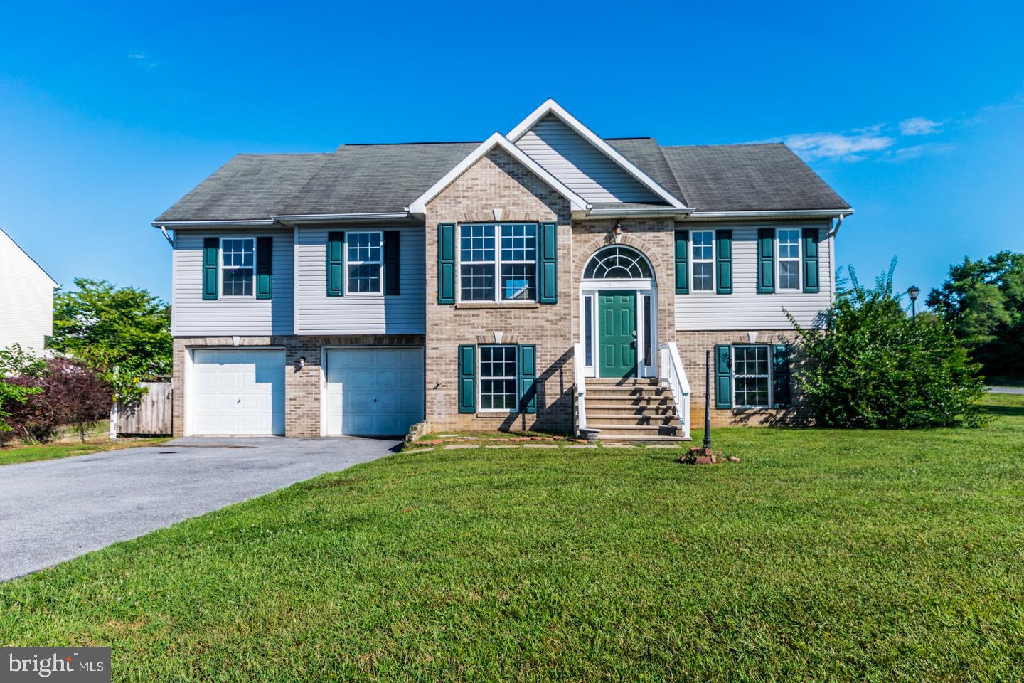 SYCAMORE VILLAGE - Residential