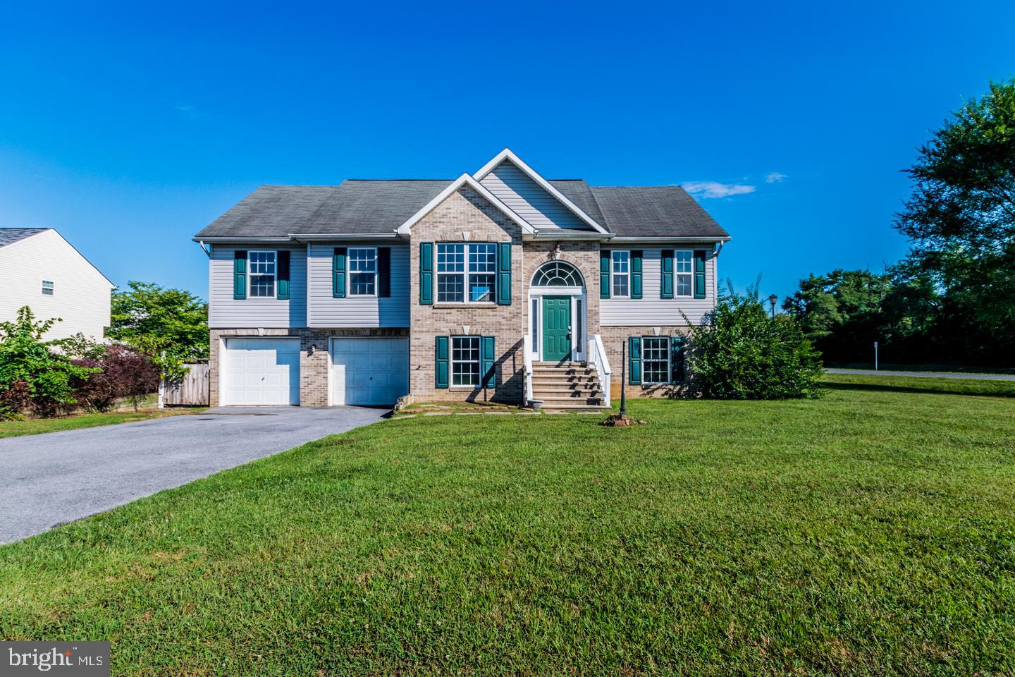 SYCAMORE VILLAGE - Residential