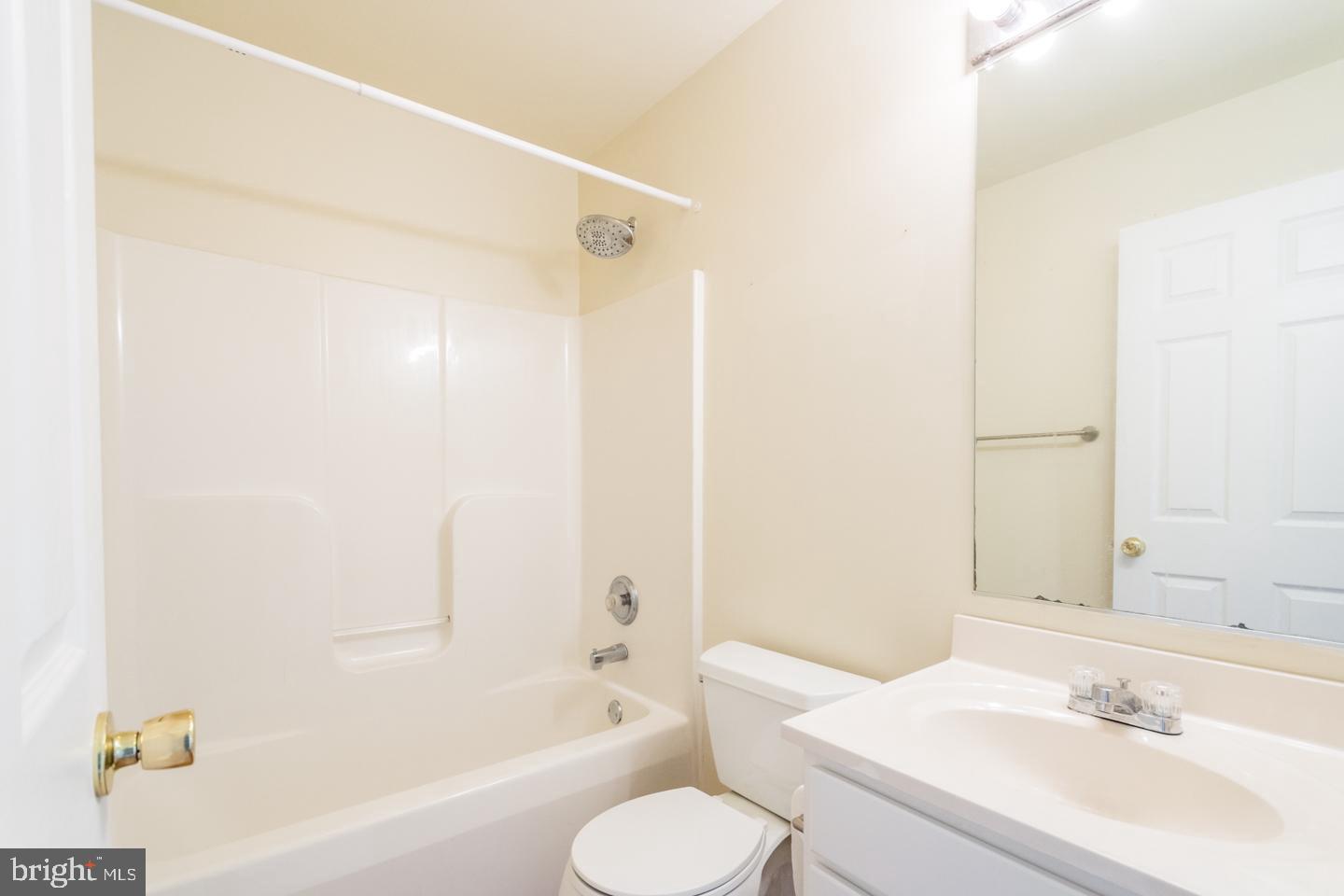 SYCAMORE VILLAGE - Residential