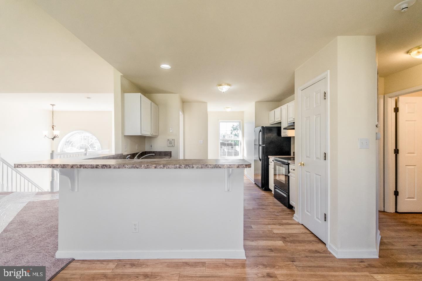 SYCAMORE VILLAGE - Residential