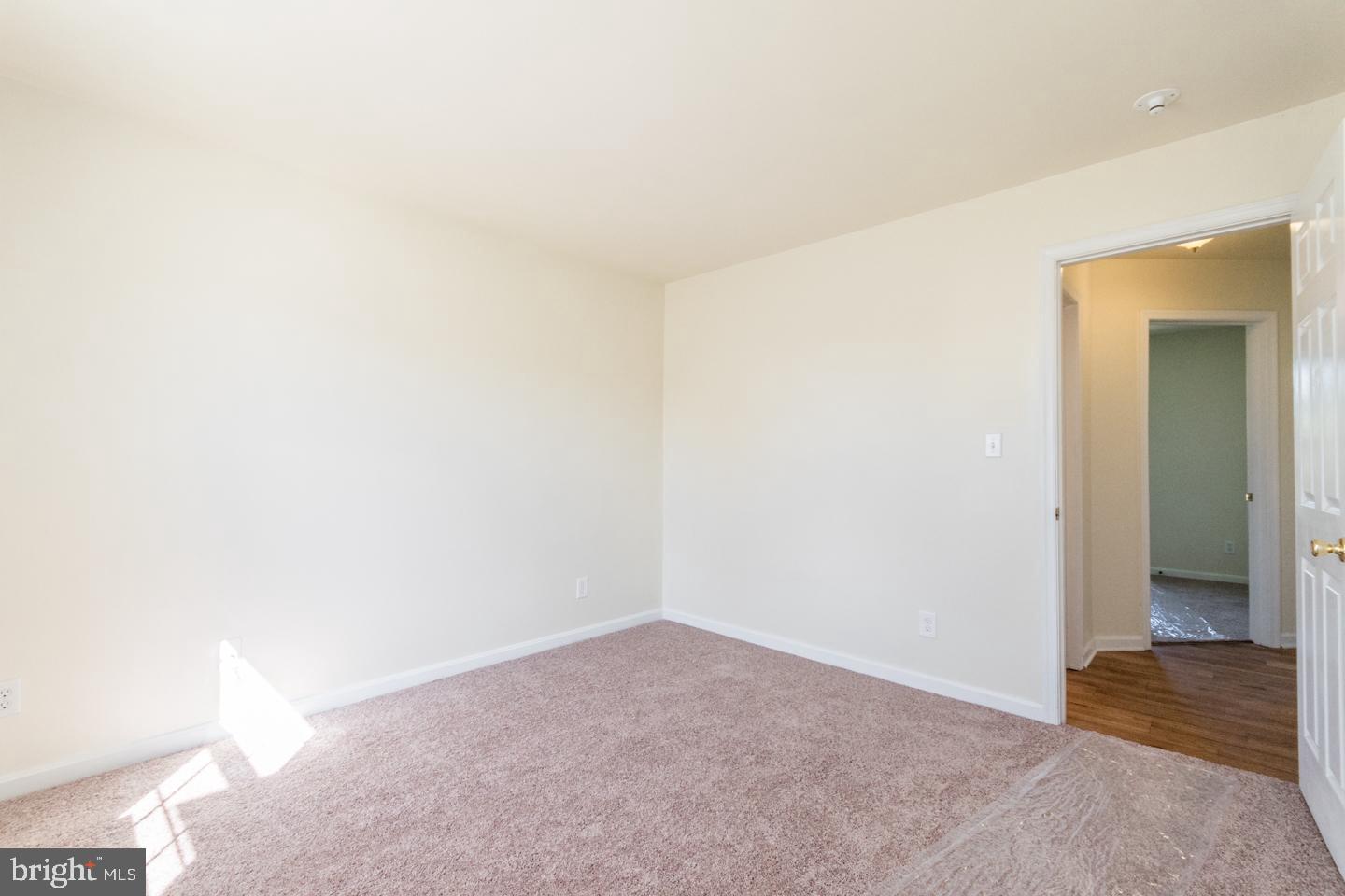 SYCAMORE VILLAGE - Residential