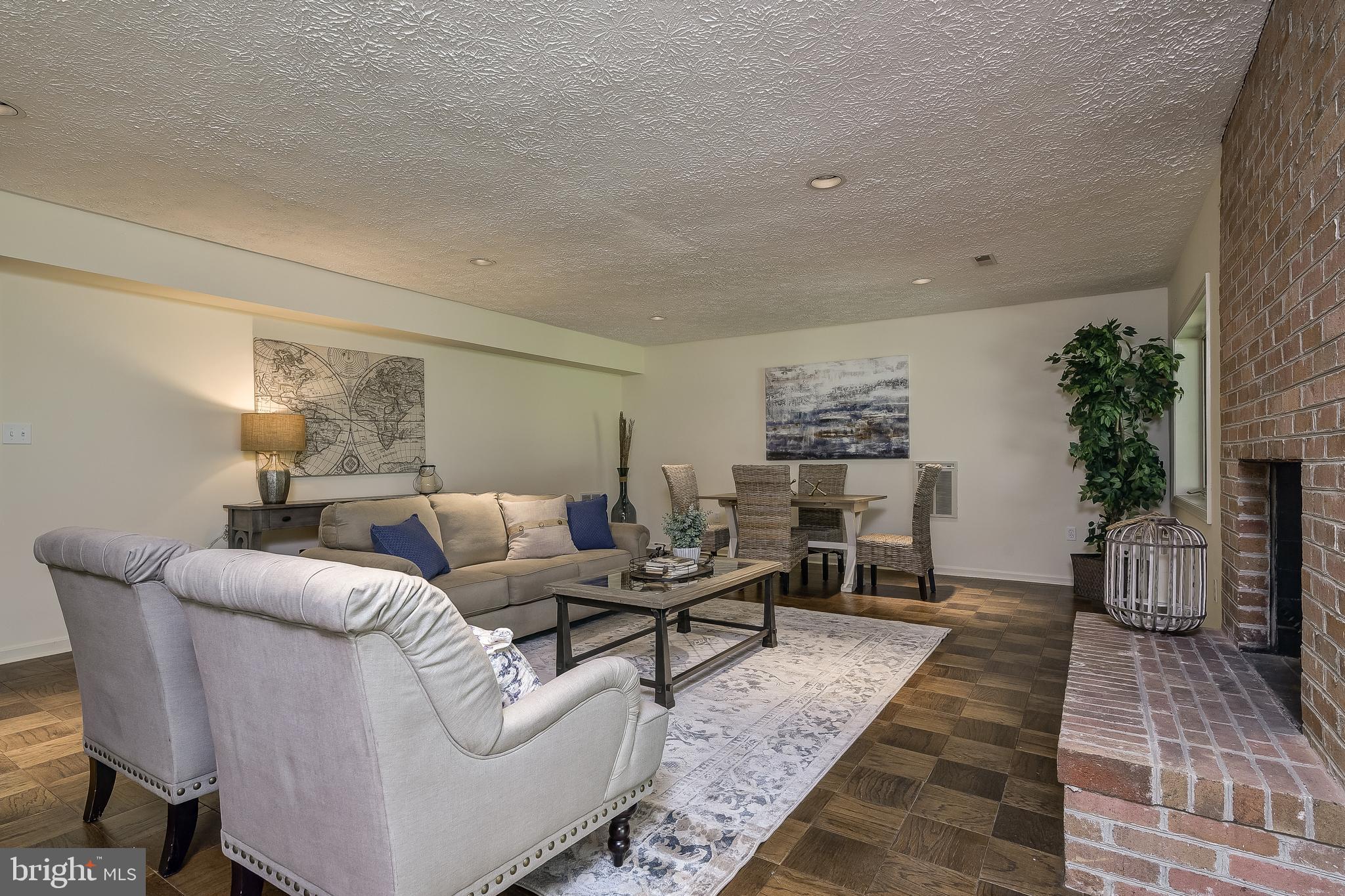 GLEN MILL VILLAGE - Residential