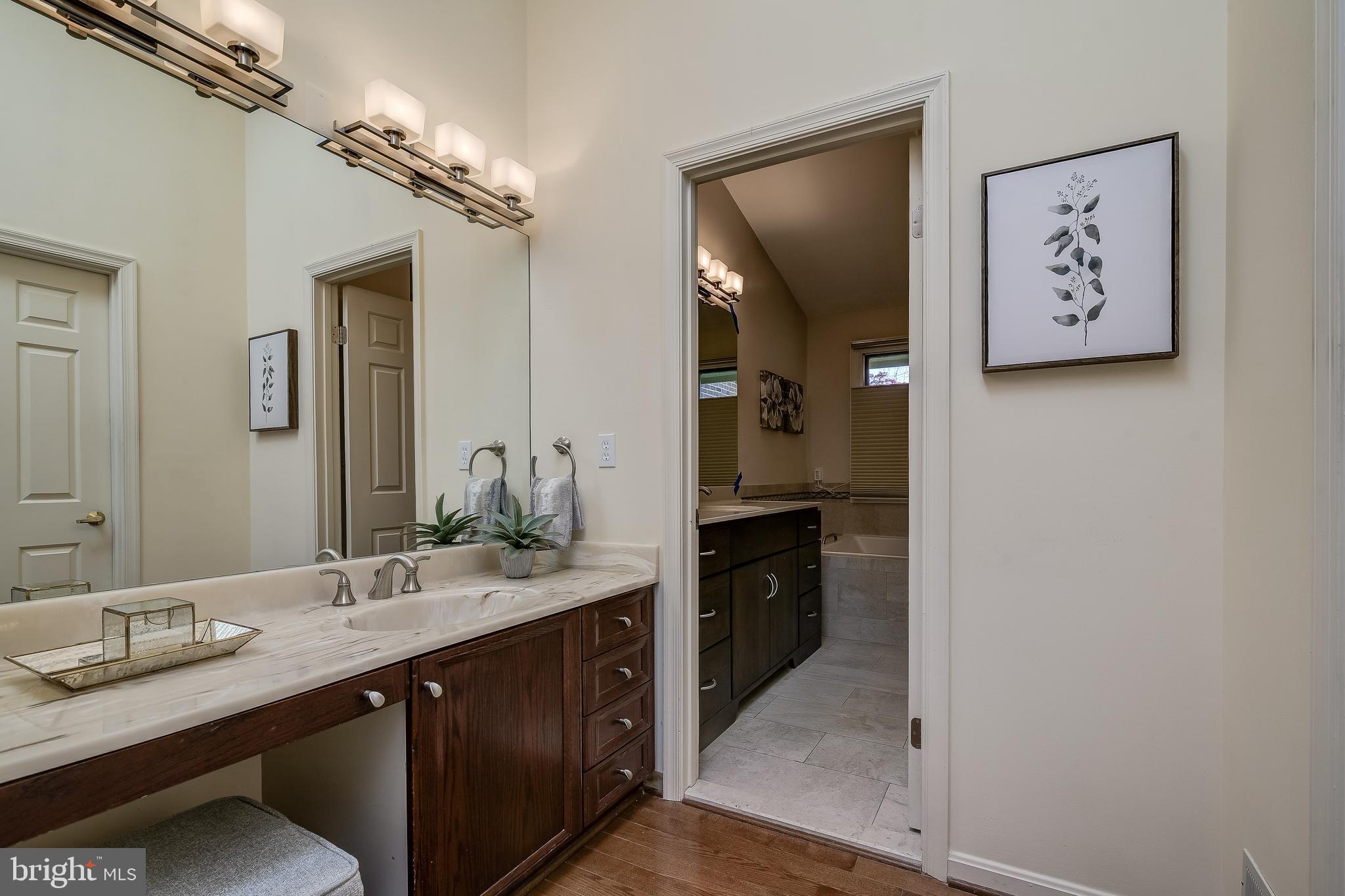 GLEN MILL VILLAGE - Residential