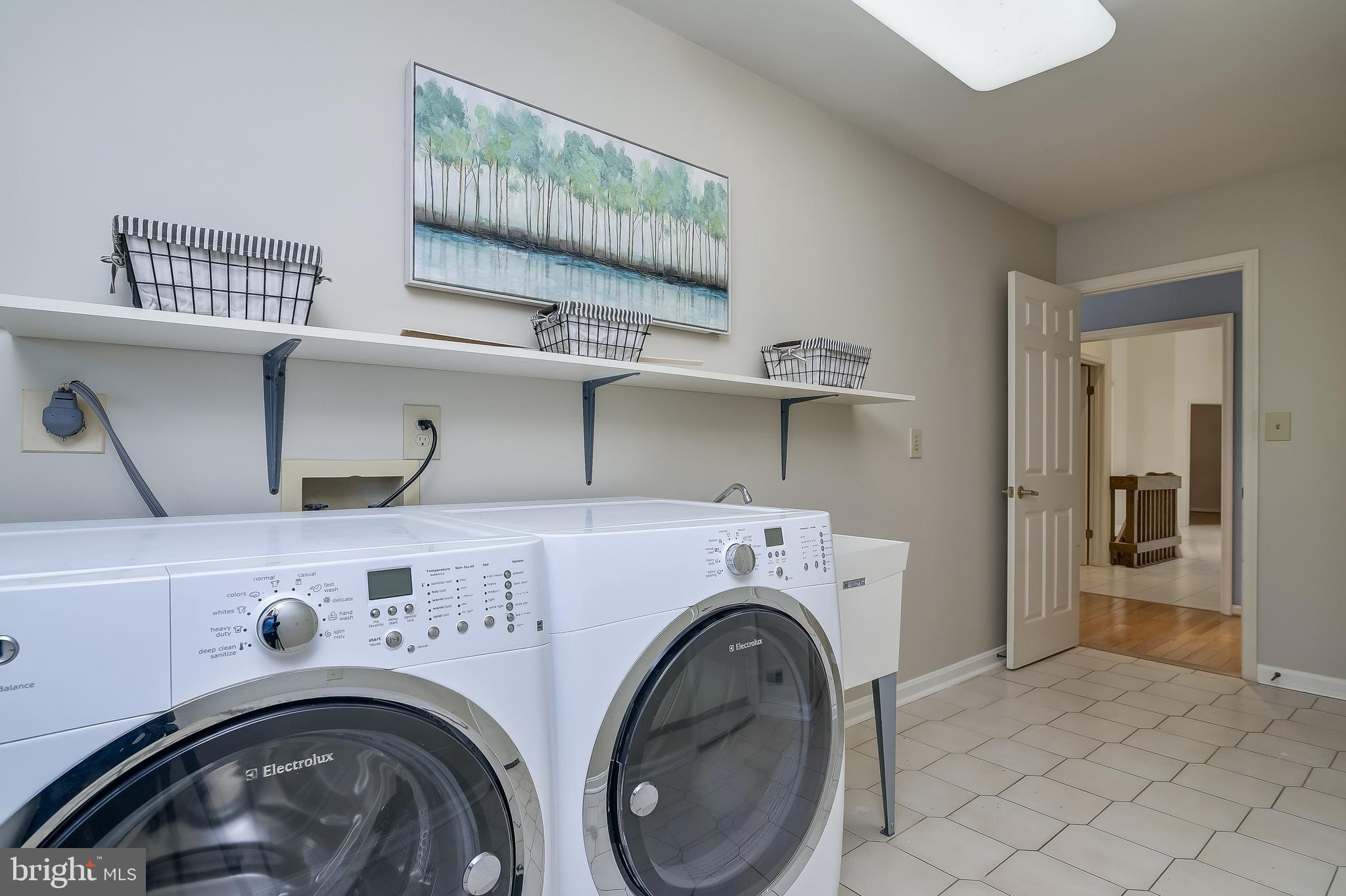 GLEN MILL VILLAGE - Residential