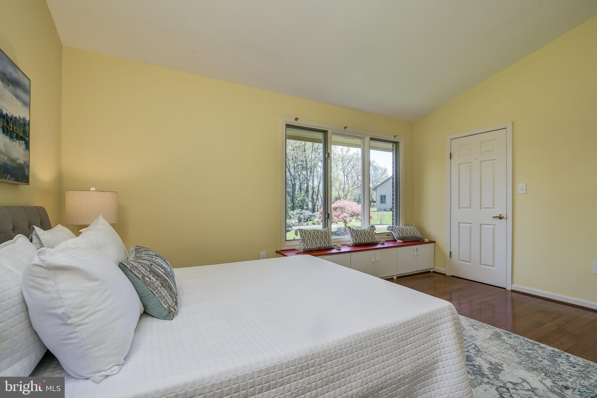 GLEN MILL VILLAGE - Residential