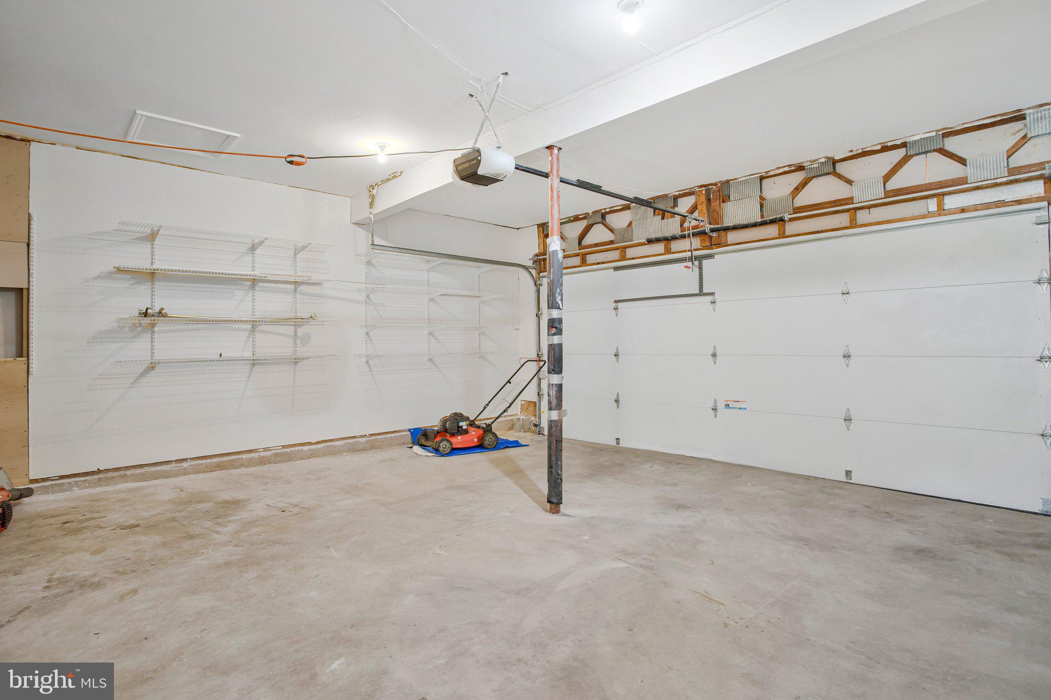 HICKORY RIDGE - Residential