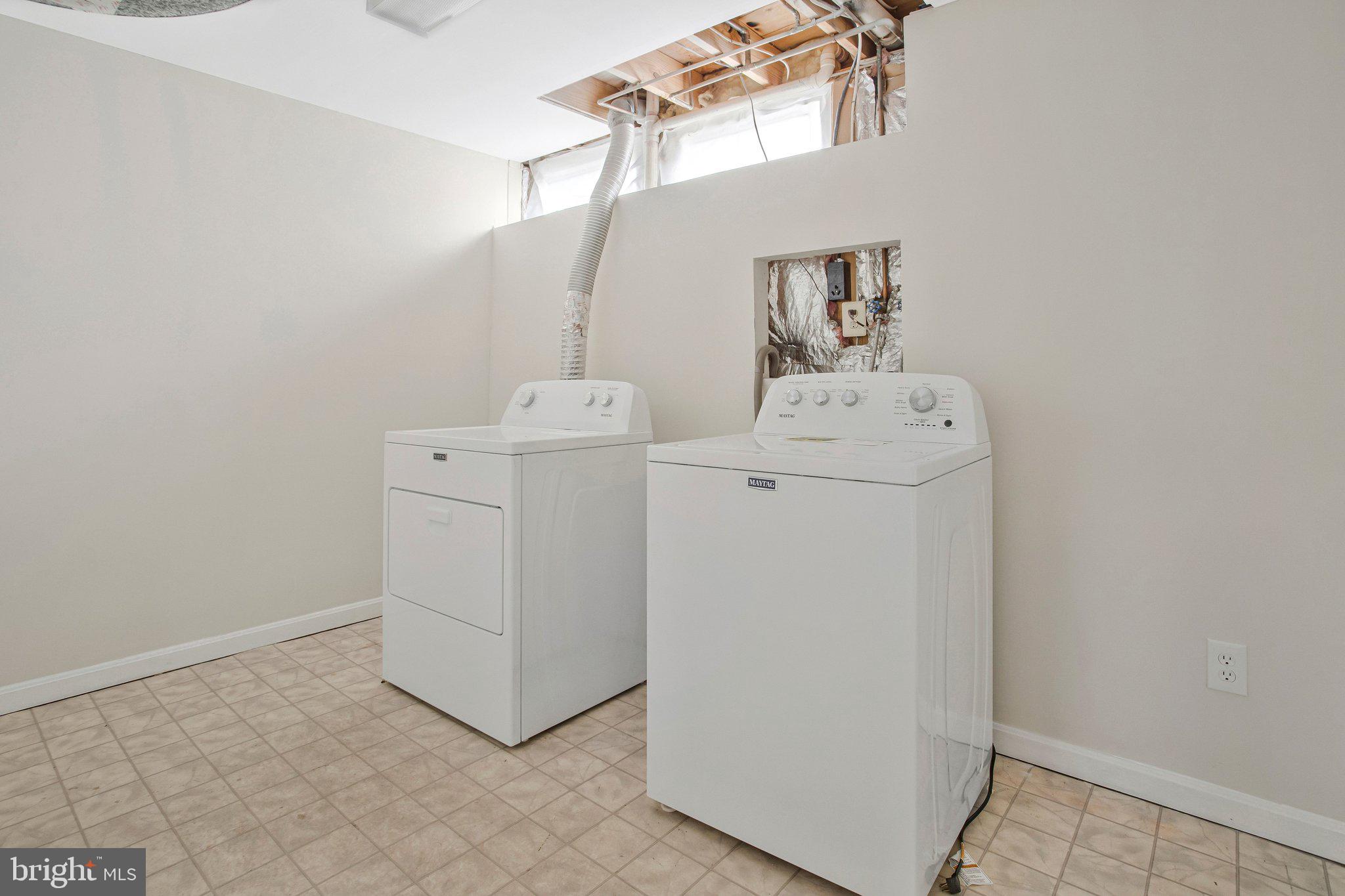 HICKORY RIDGE - Residential