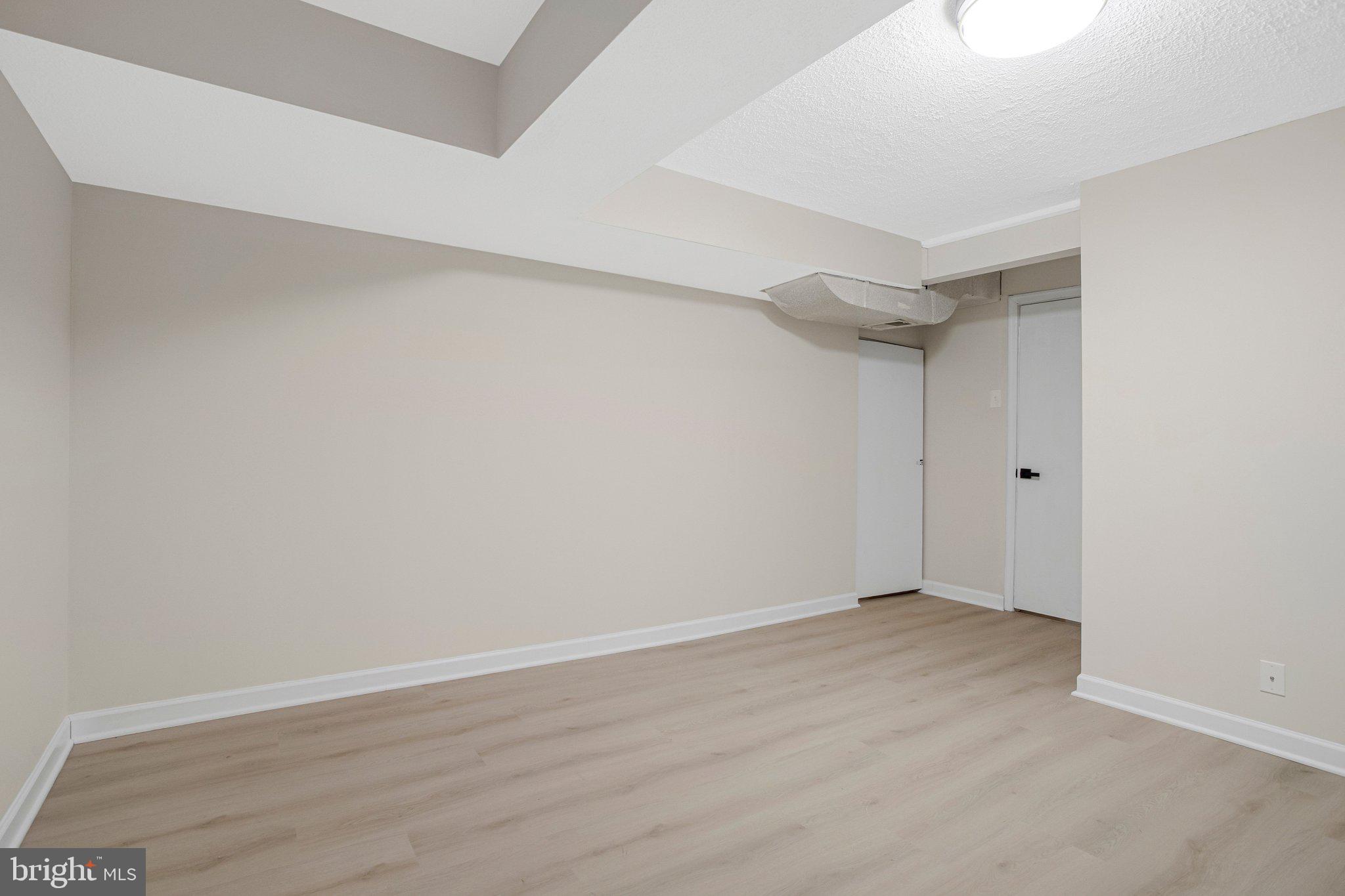 HICKORY RIDGE - Residential