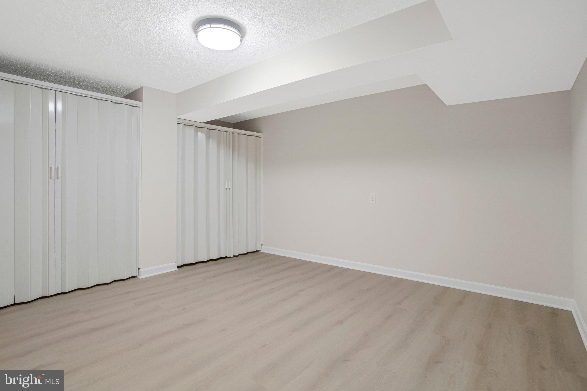 HICKORY RIDGE - Residential