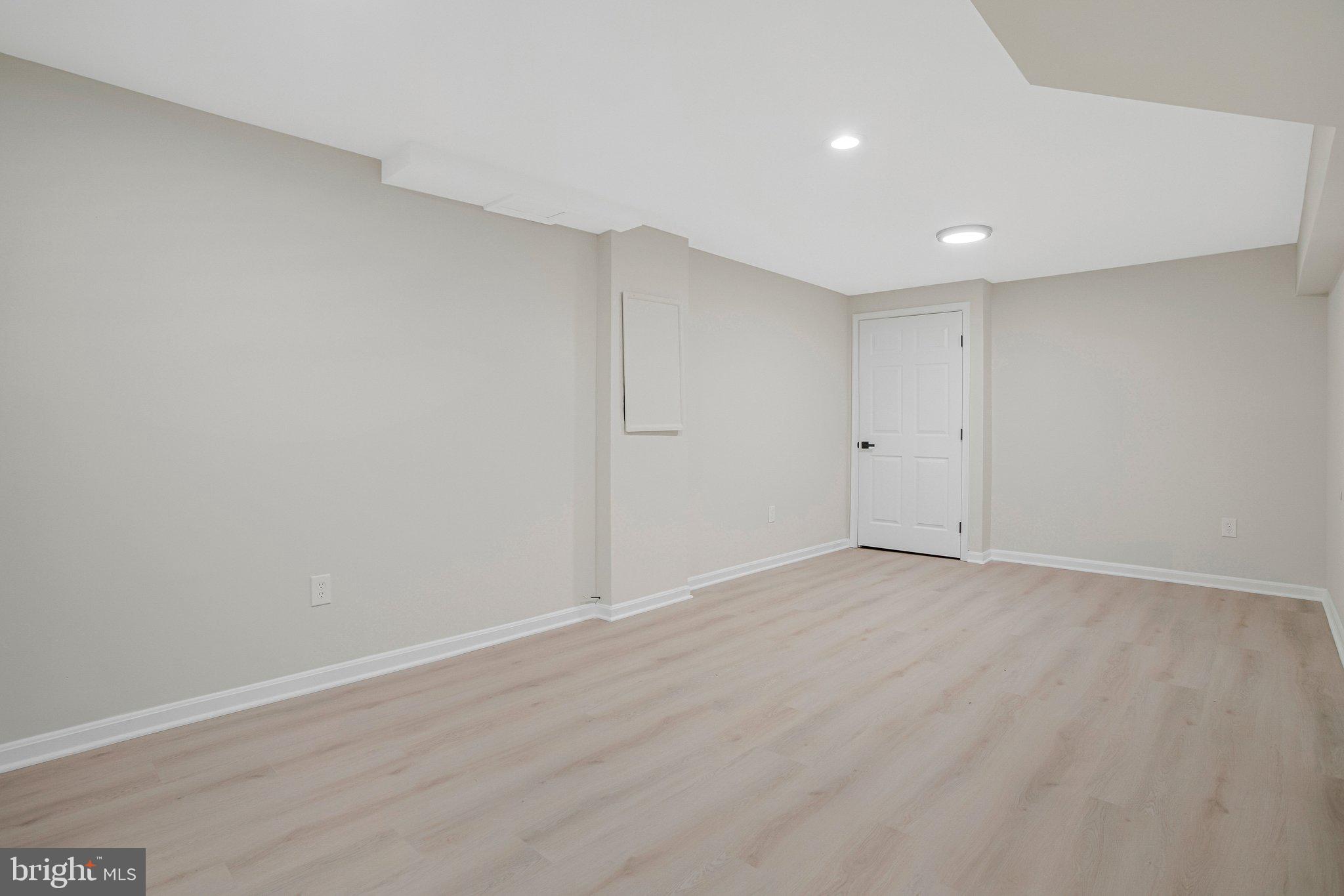 HICKORY RIDGE - Residential