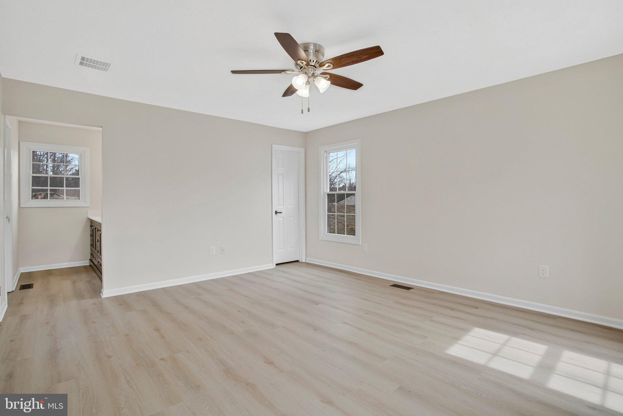 HICKORY RIDGE - Residential