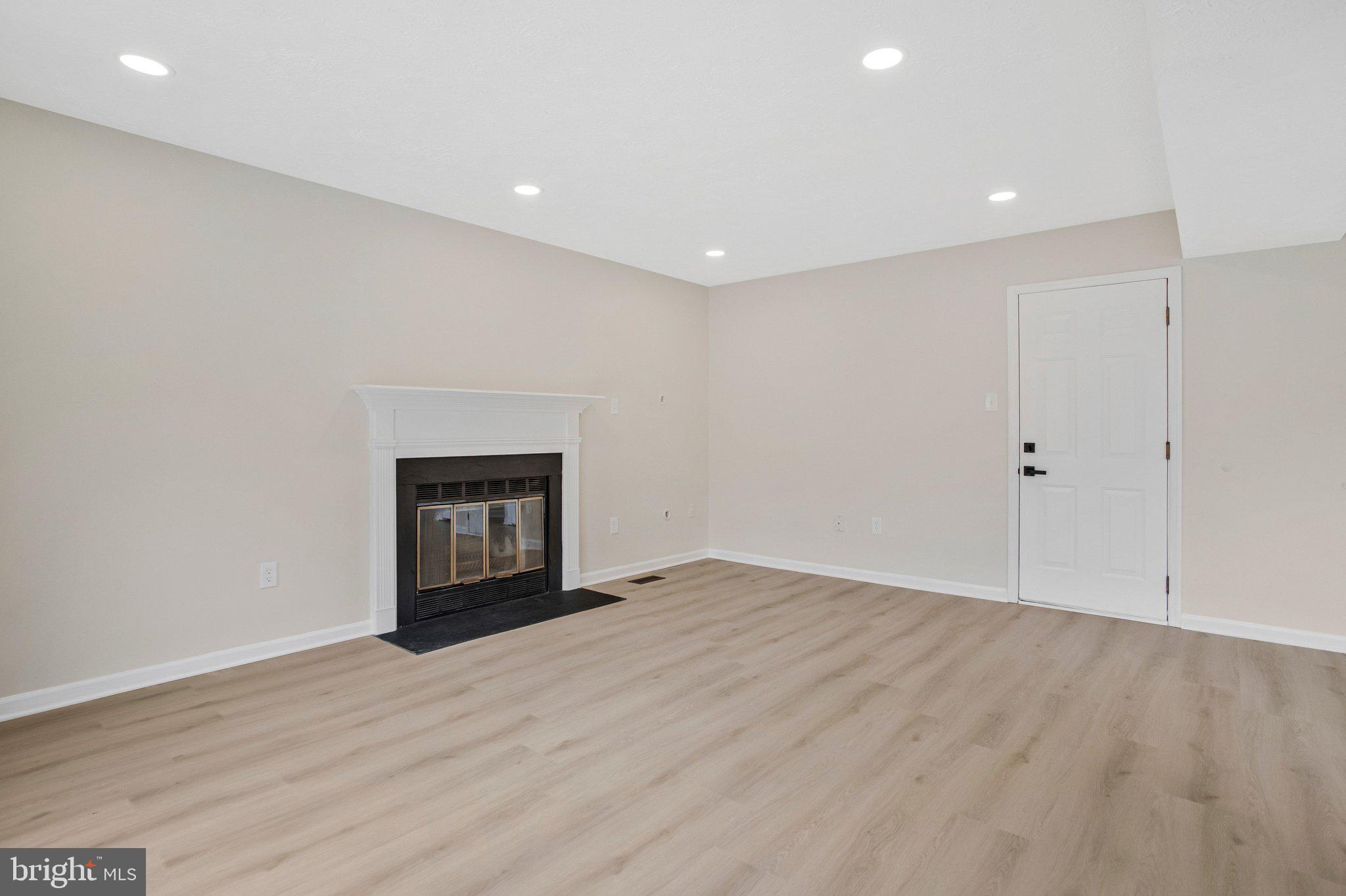 HICKORY RIDGE - Residential