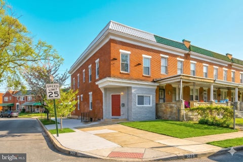 Multifamily For Sale - 246 N Hilton Street<br/> BALTIMORE, MD 21229