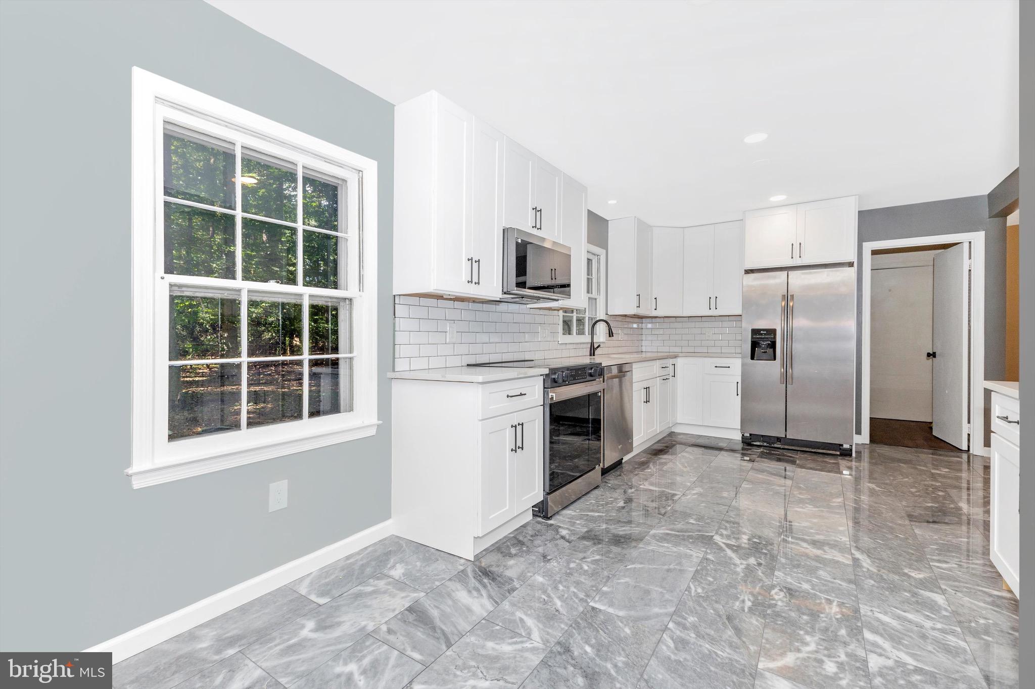 BEAVERBROOK - Residential Lease