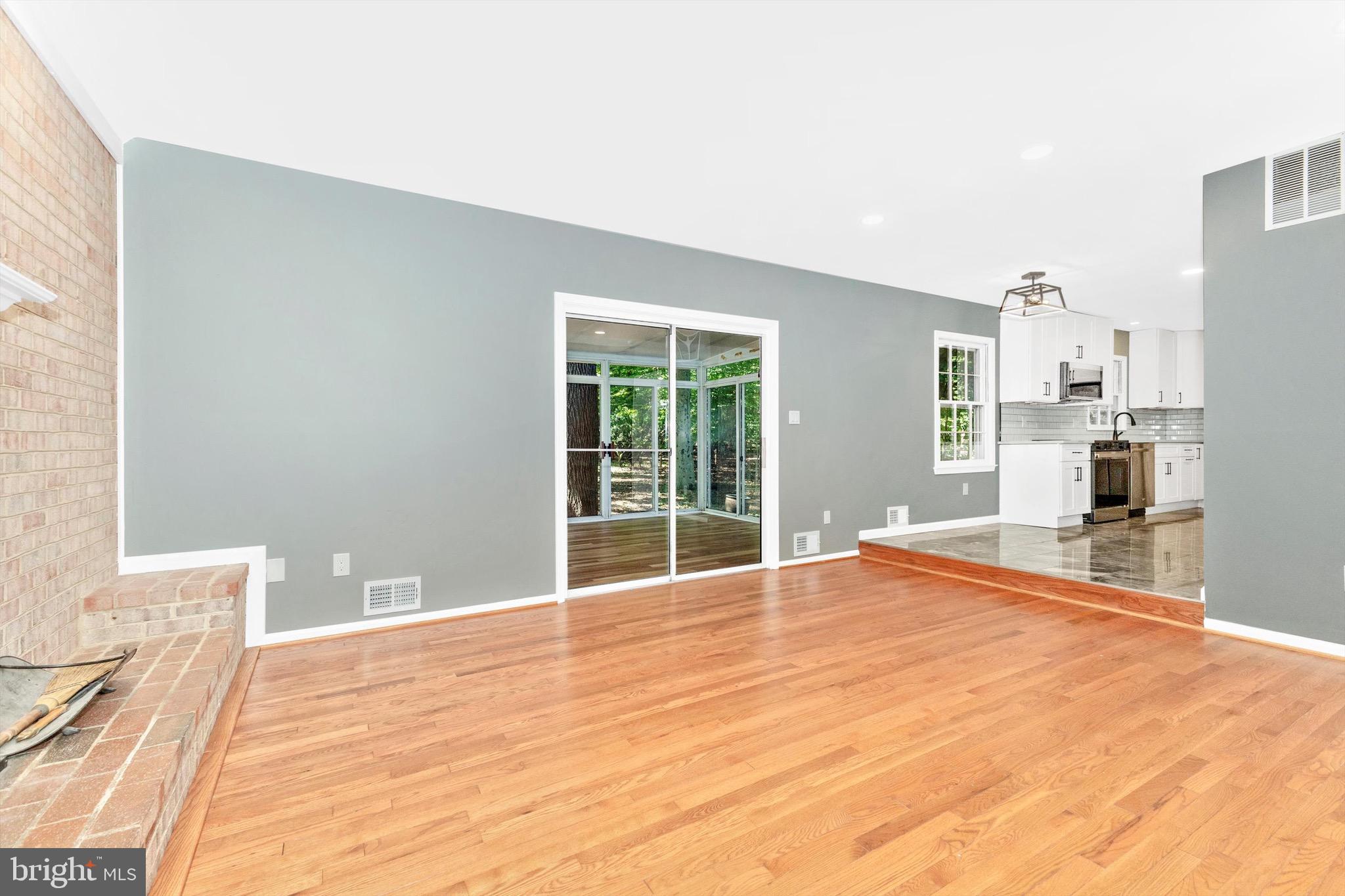 BEAVERBROOK - Residential Lease