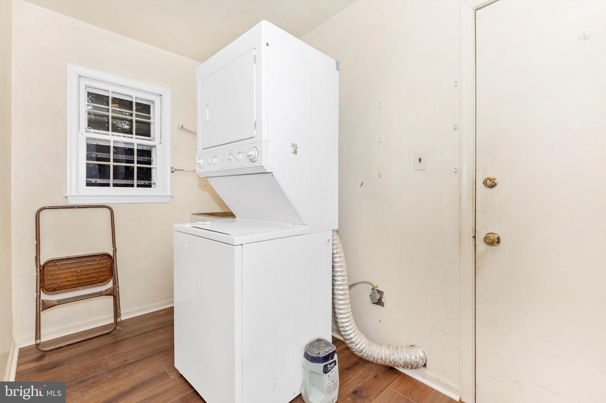 BEAVERBROOK - Residential Lease