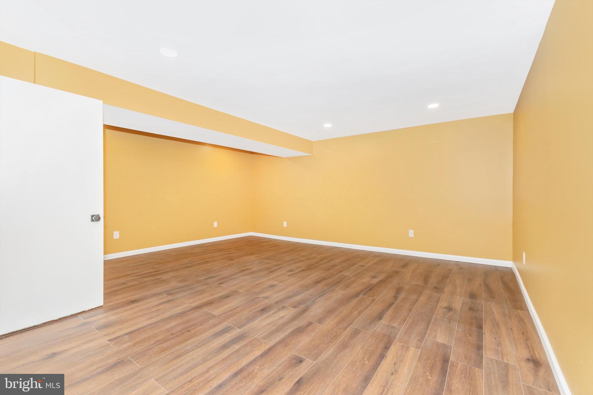 BEAVERBROOK - Residential Lease