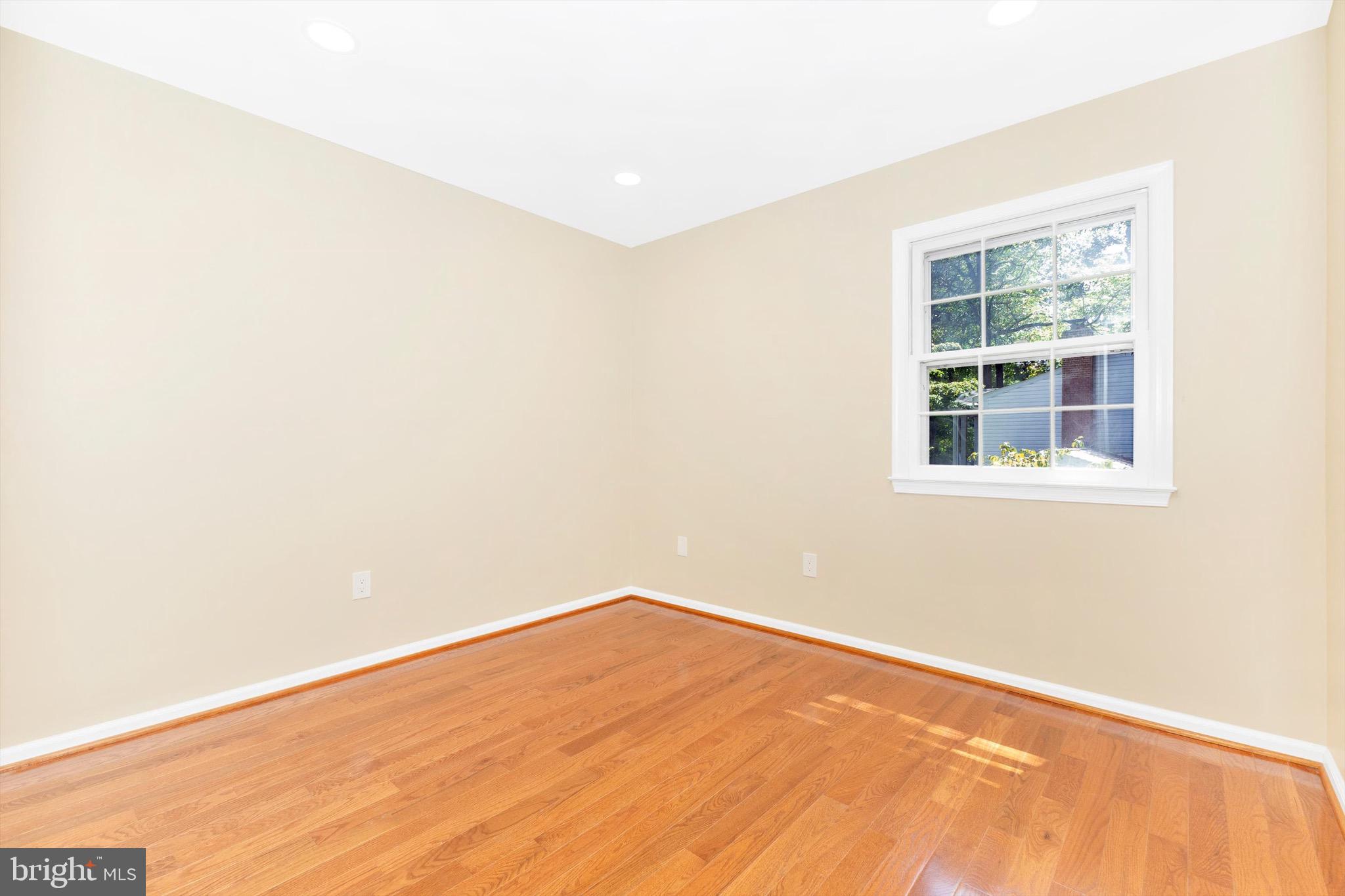 BEAVERBROOK - Residential Lease