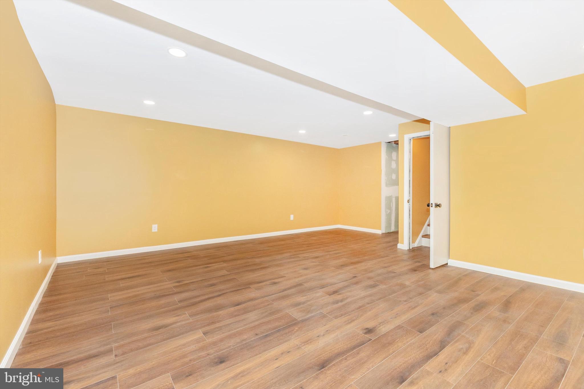 BEAVERBROOK - Residential Lease