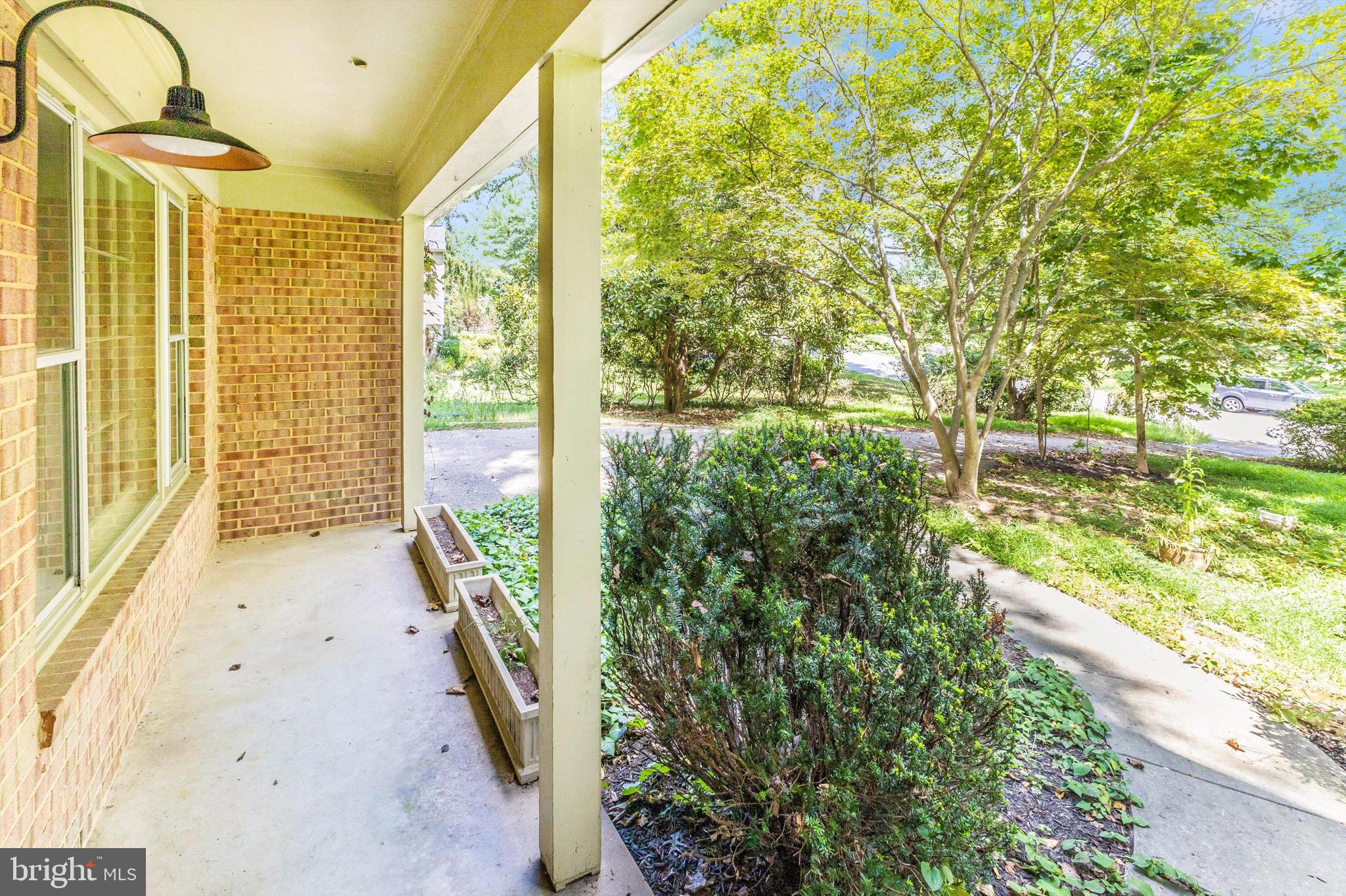 BEAVERBROOK - Residential Lease