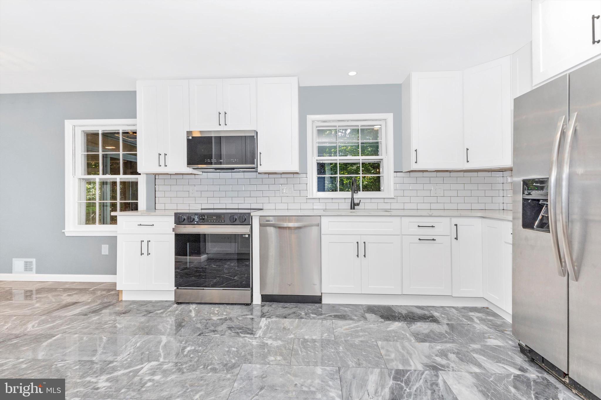 BEAVERBROOK - Residential Lease