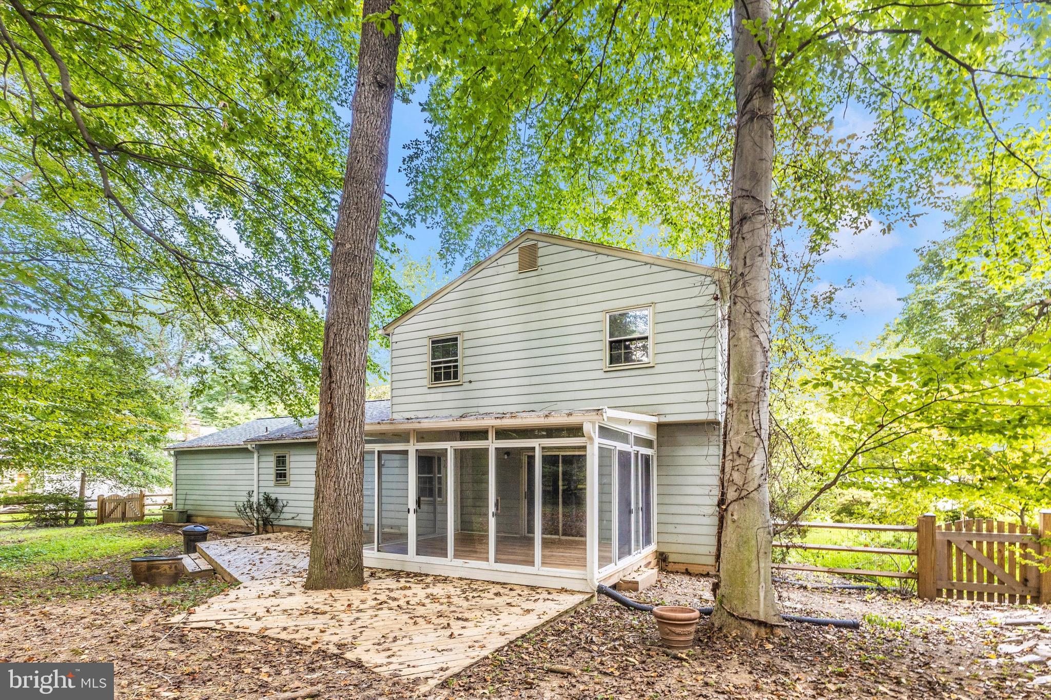 BEAVERBROOK - Residential Lease