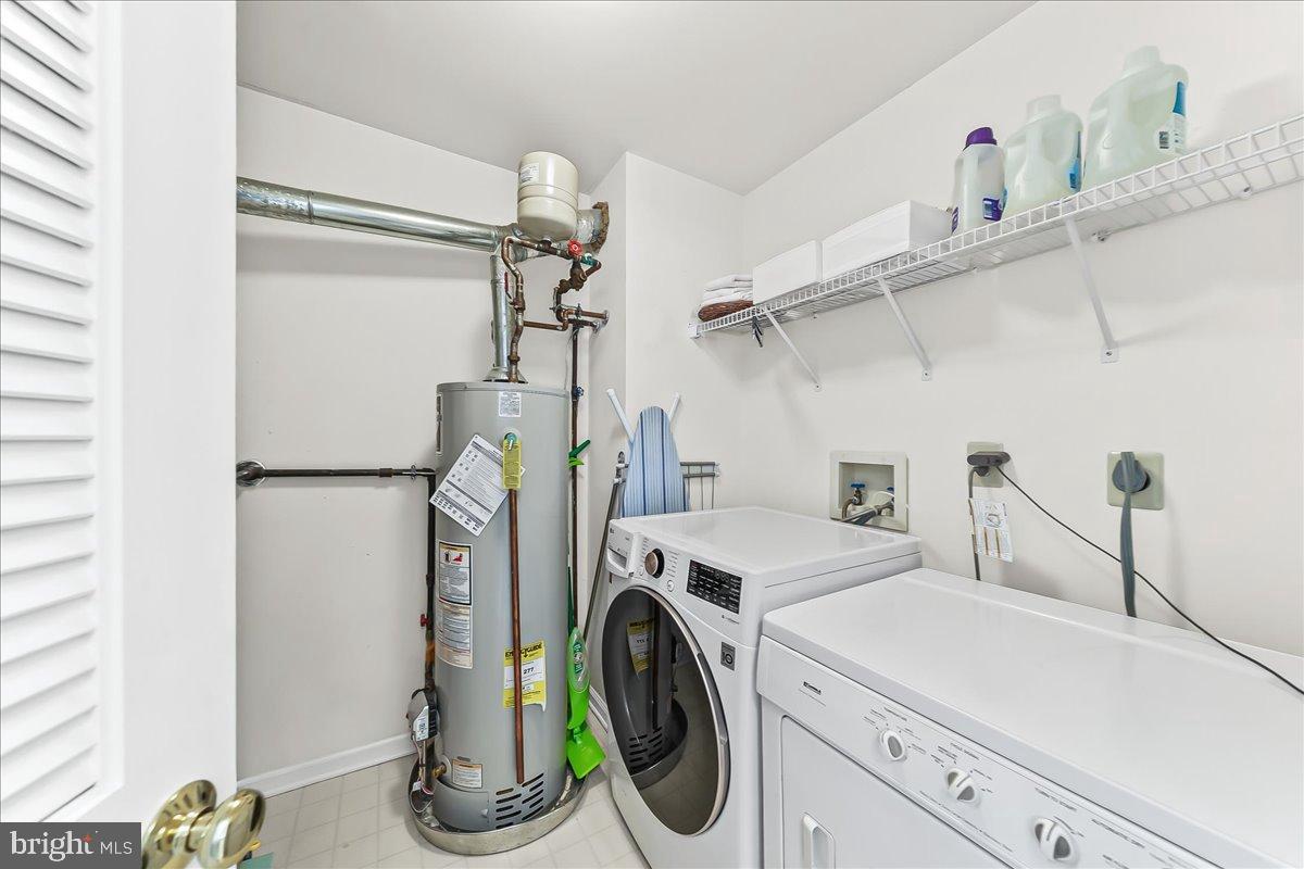 CHARLESTOWN HUNT - Residential