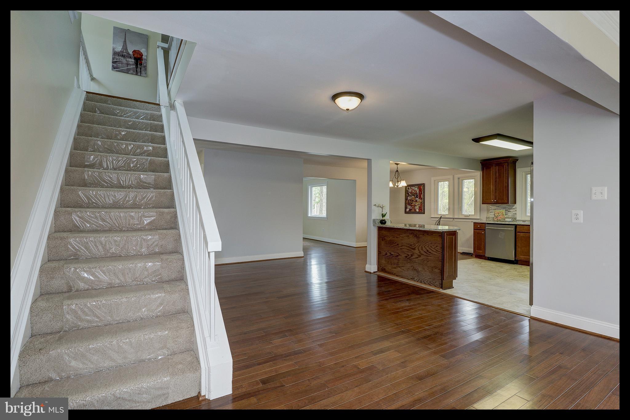 RESTON - Residential