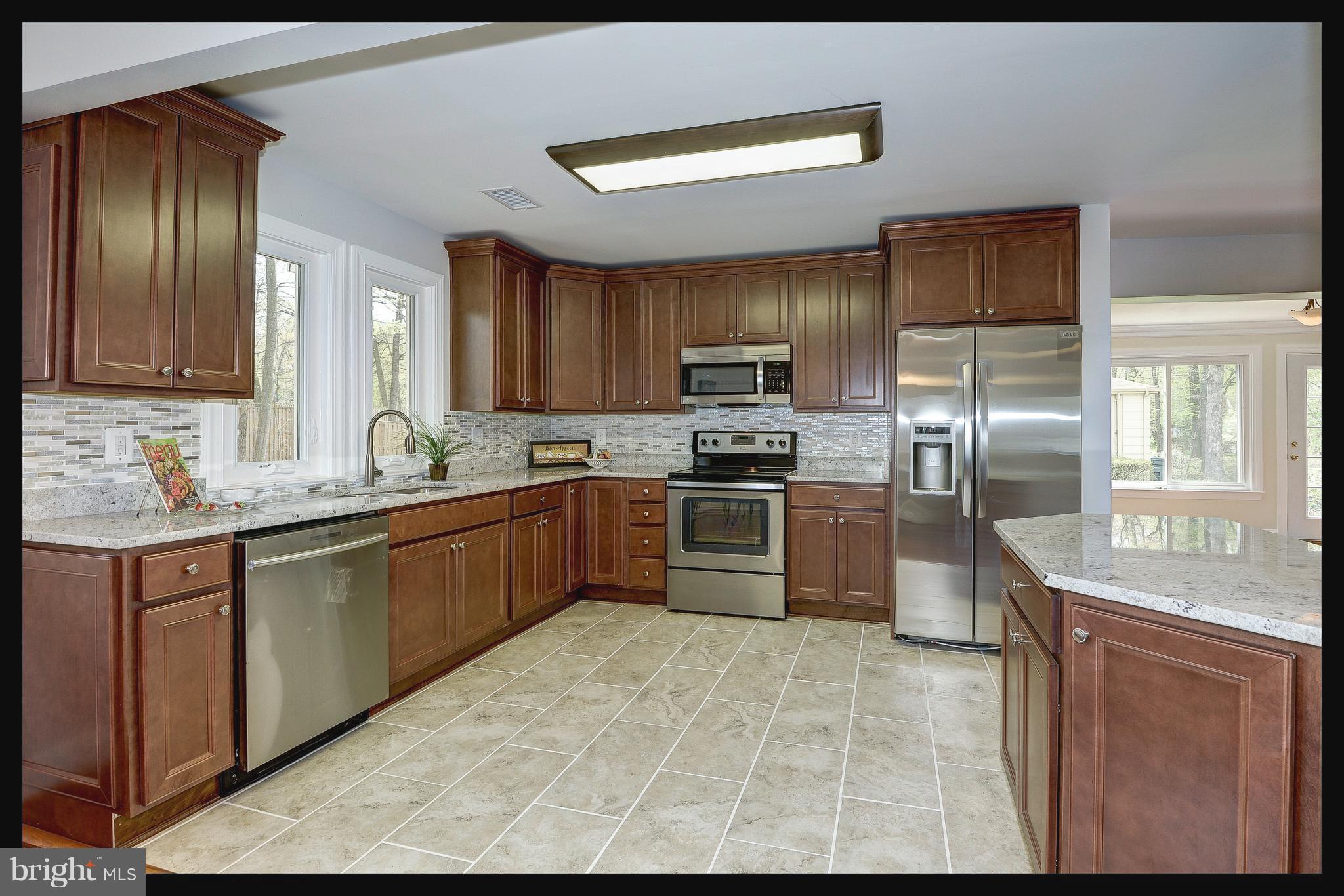 RESTON - Residential