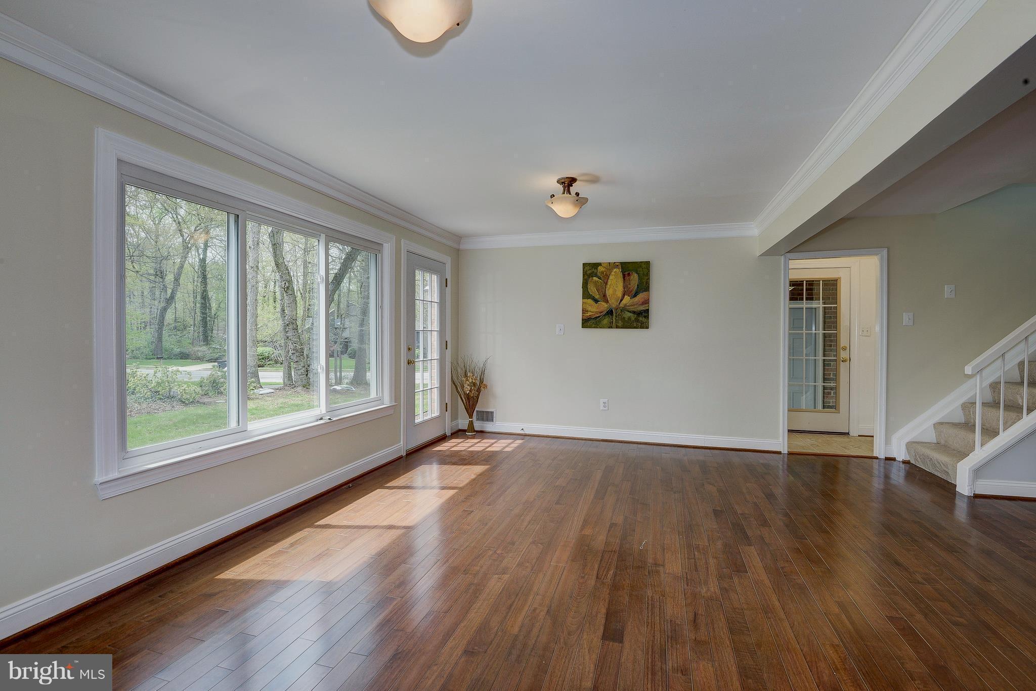 RESTON - Residential