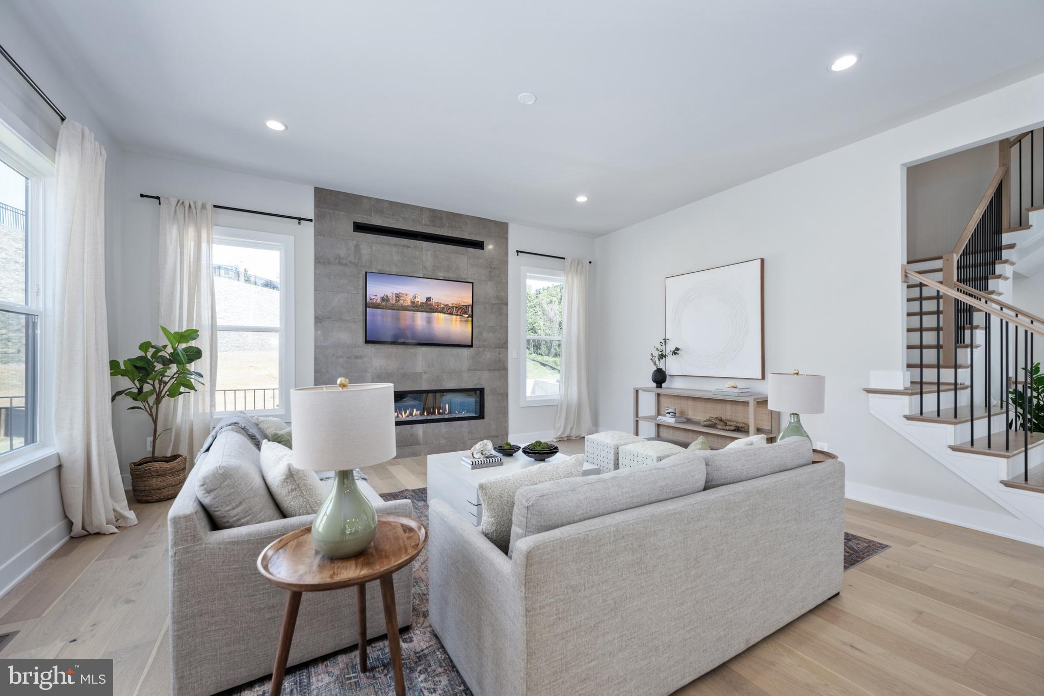 THE GROVE AT DOMINION HILLS - Residential