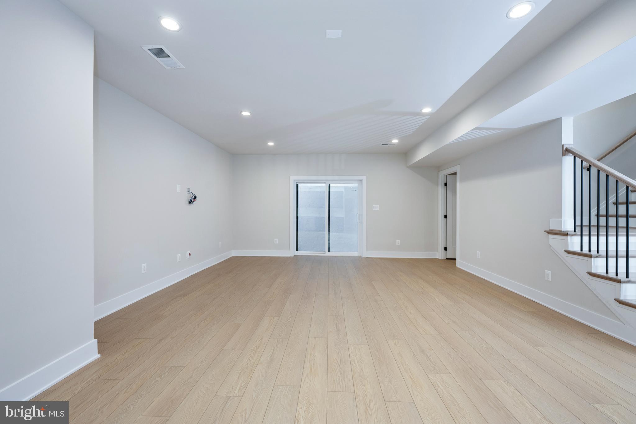 THE GROVE AT DOMINION HILLS - Residential