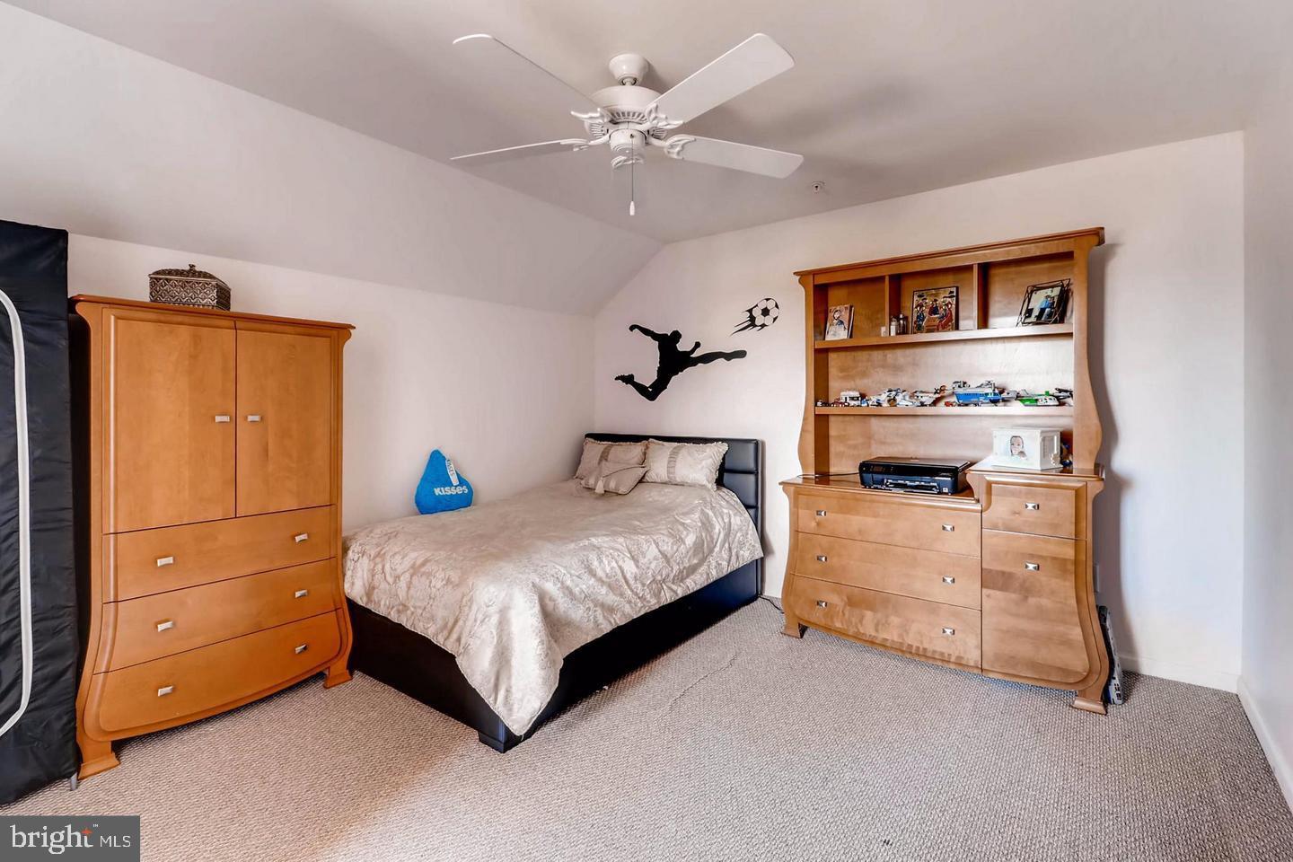 HONEYGO VILLAGE - Residential Lease