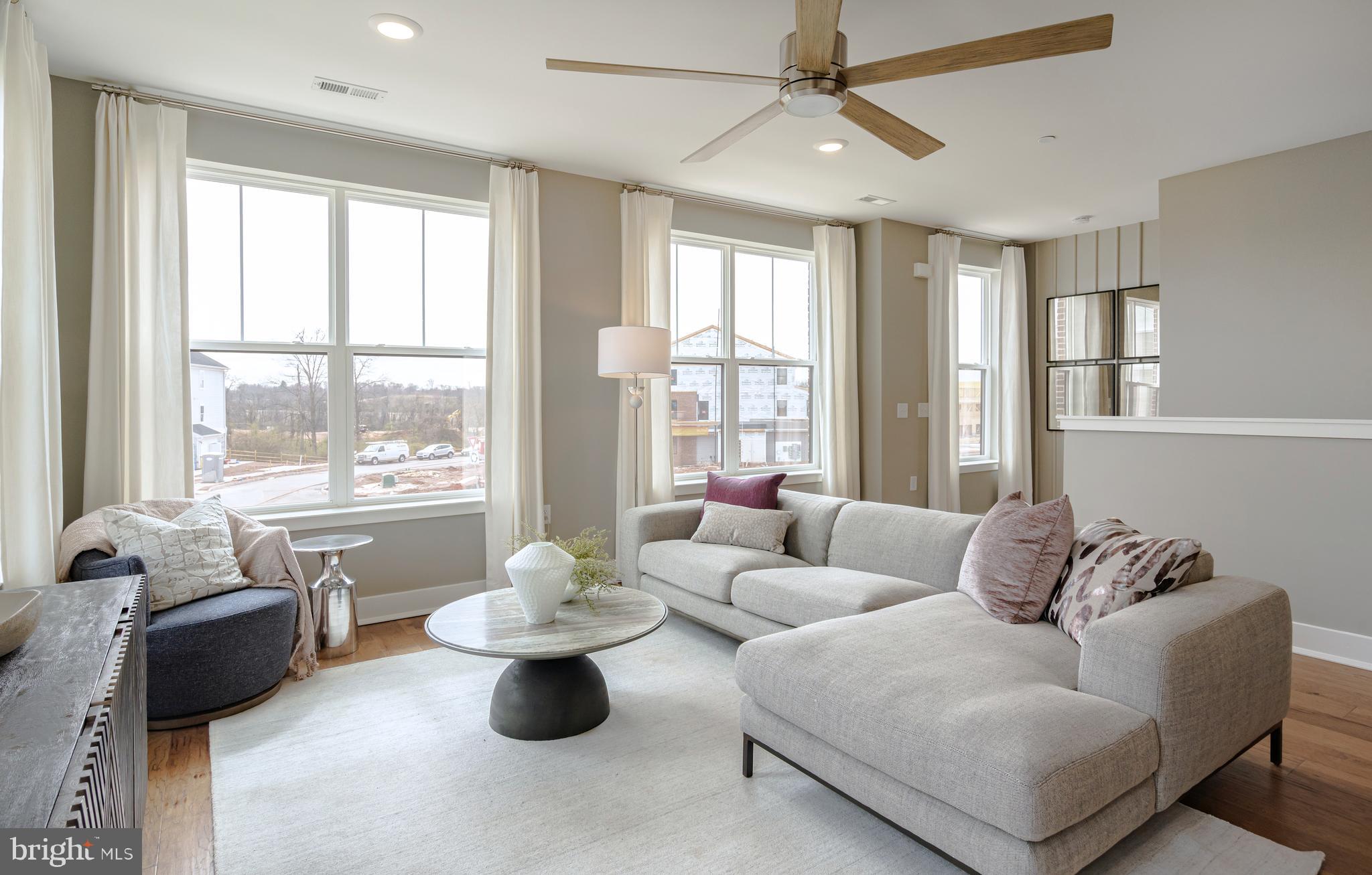 COLLECTION AT HOPEWELL - Residential